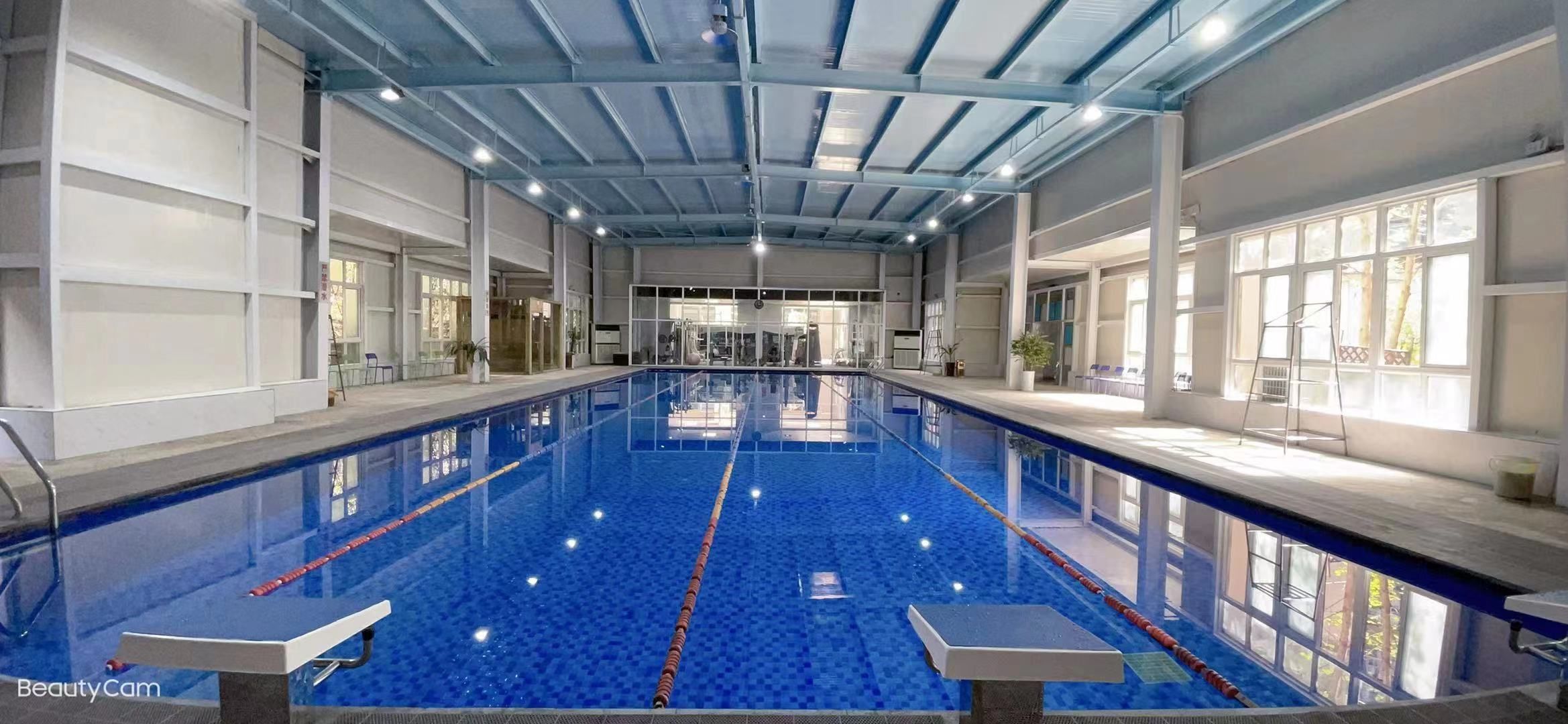 场地封面-蓝廷海恒温游泳馆