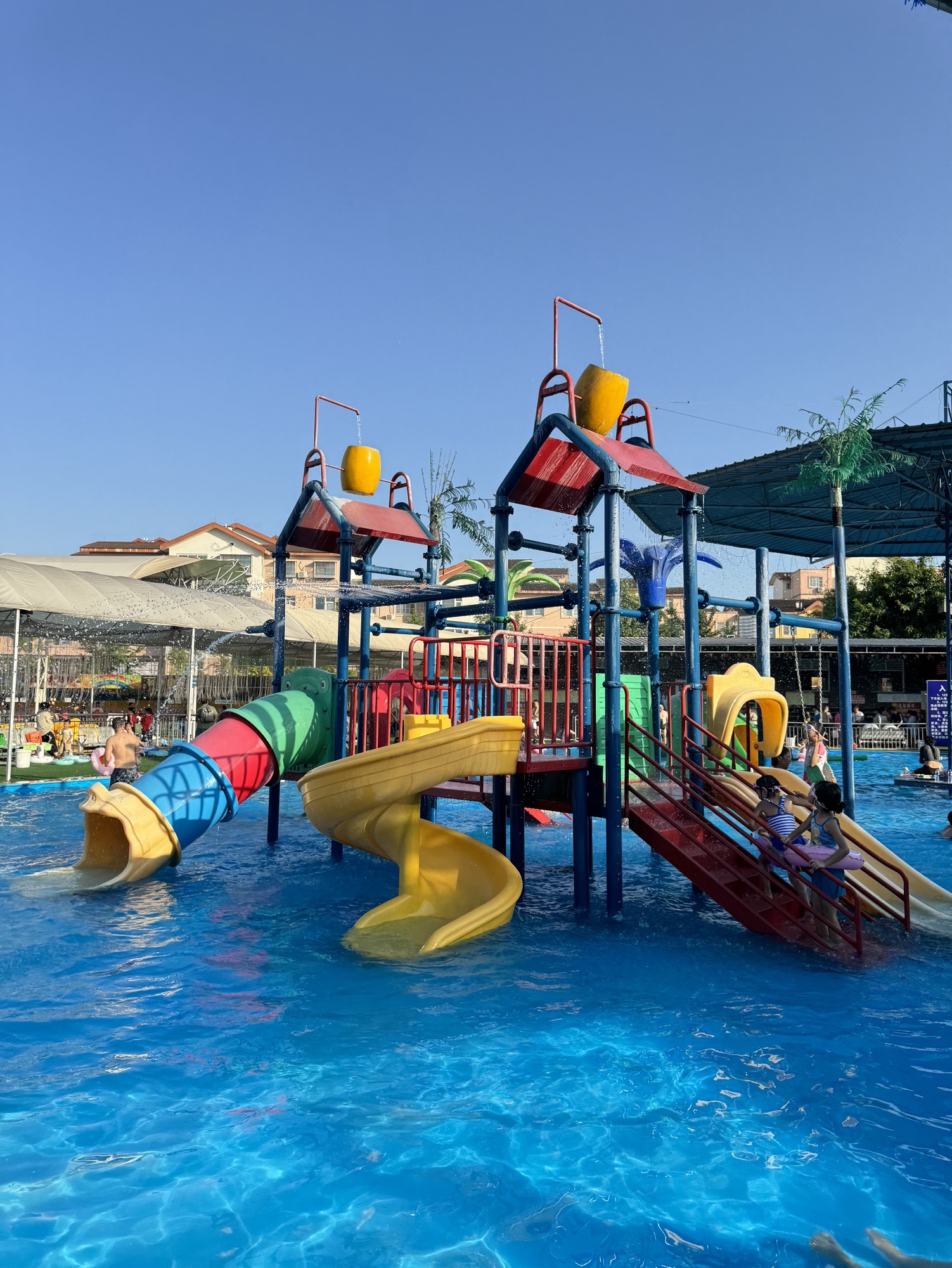 场地封面-成都踏浪水上乐园(暂停营业)