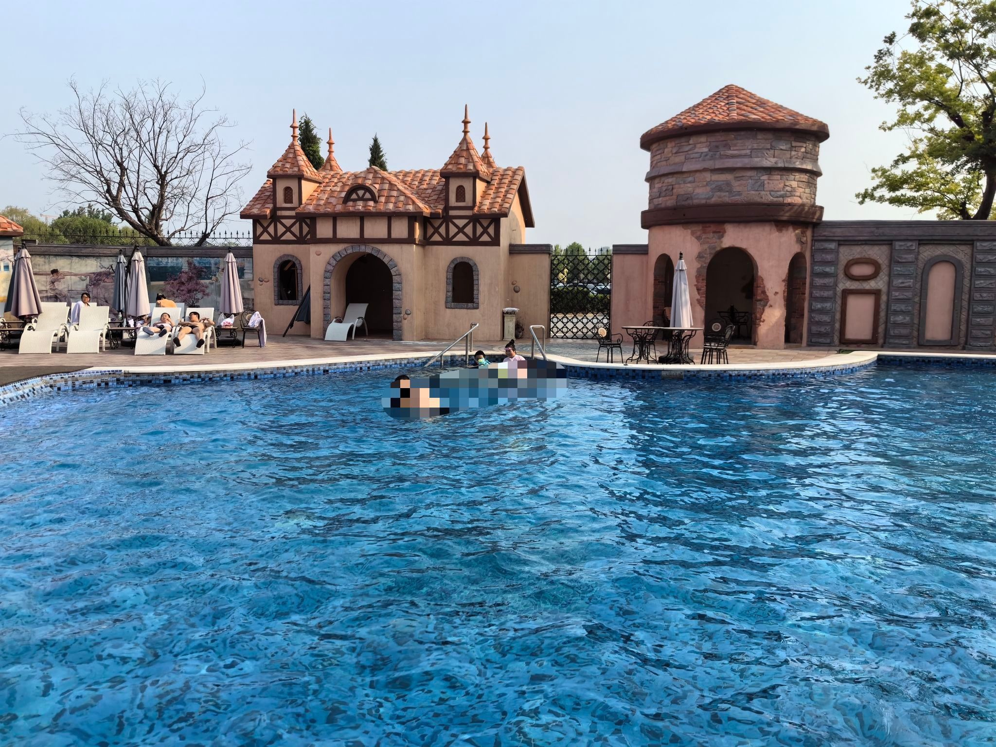 泉城欧乐堡戏水湾艺术养生温泉旅行图片 1