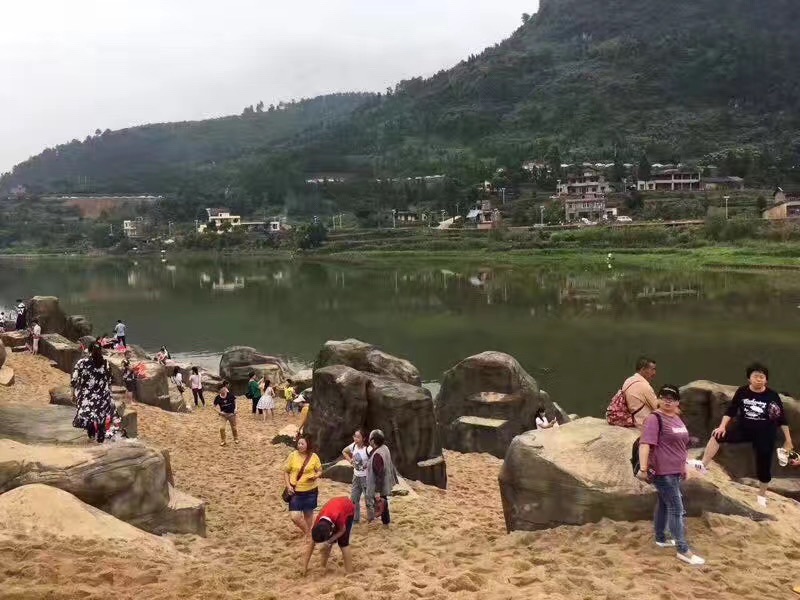 板辽金沙滩旅行图片 2