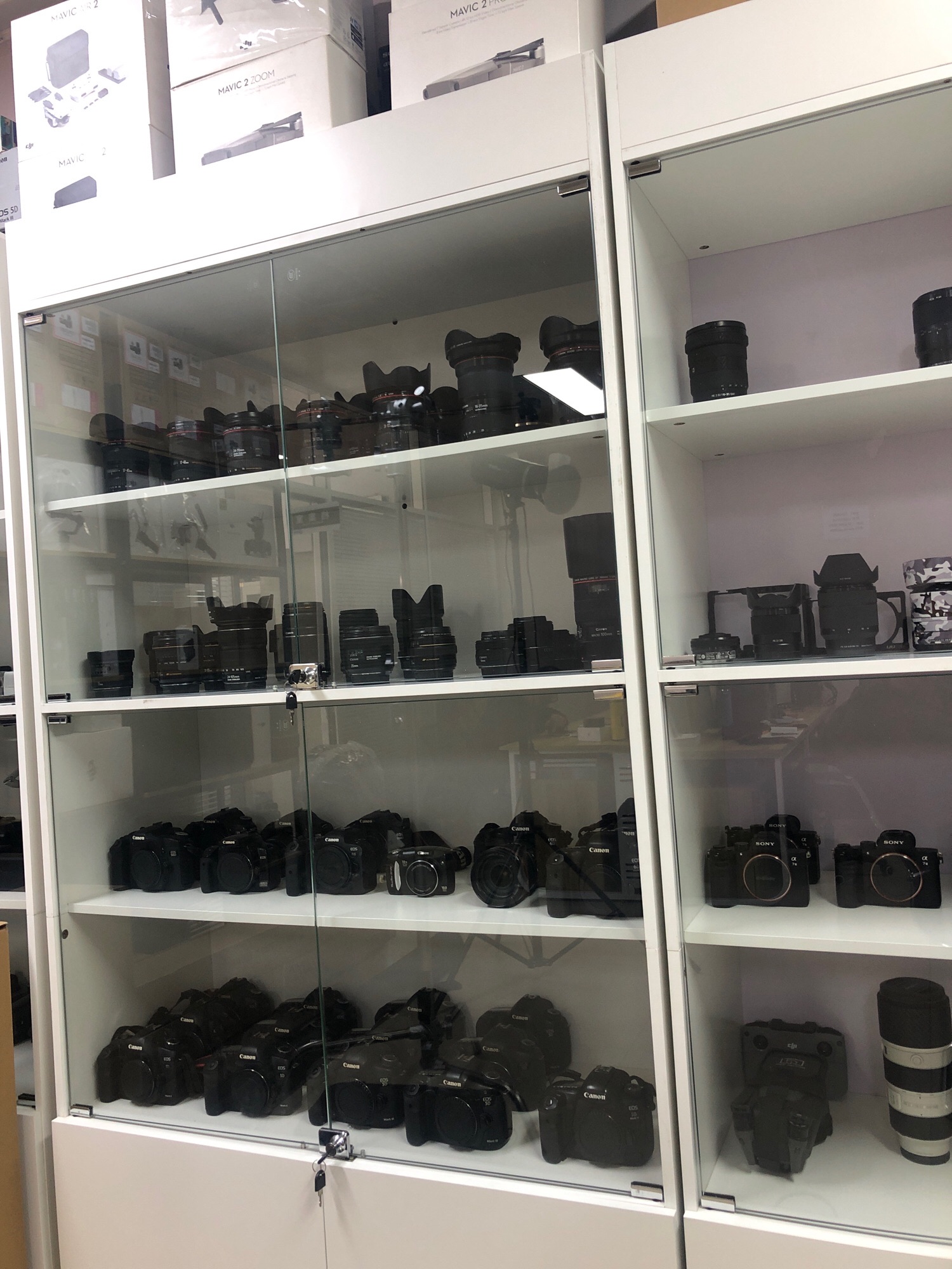 孔像摄影器材(影石Insta360授权店)