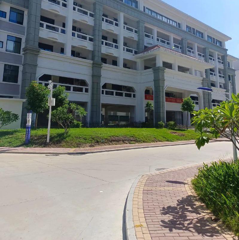 西南大学三亚中学