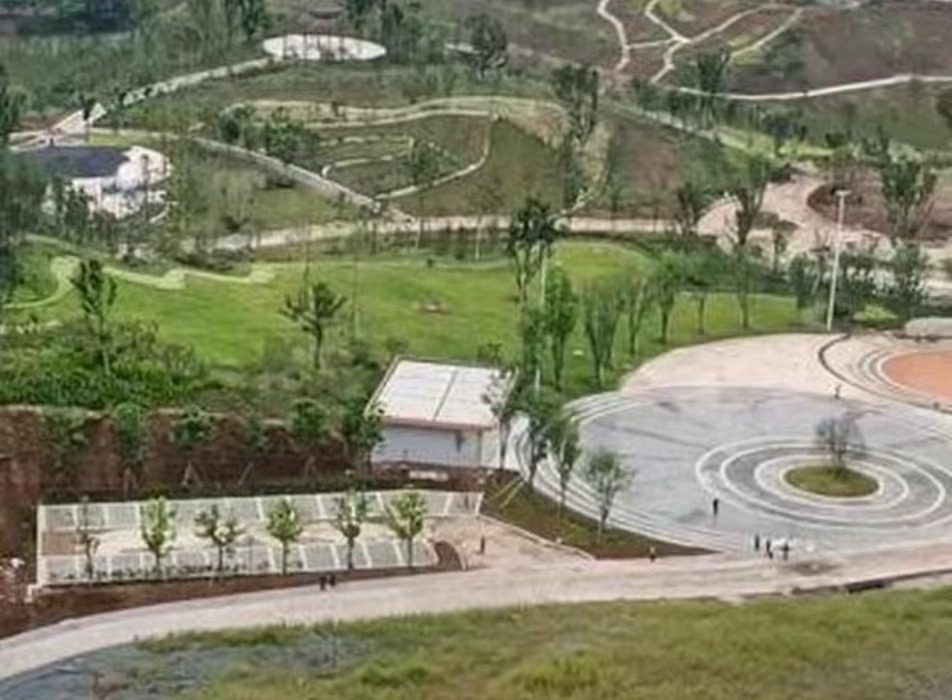 晏家广场旅行图片 1