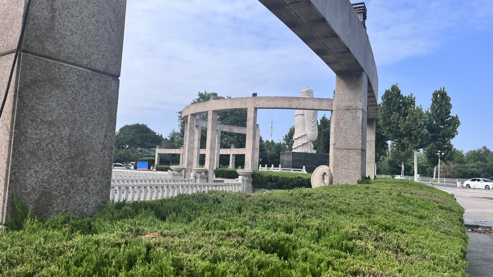 六艺广场旅行图片 1