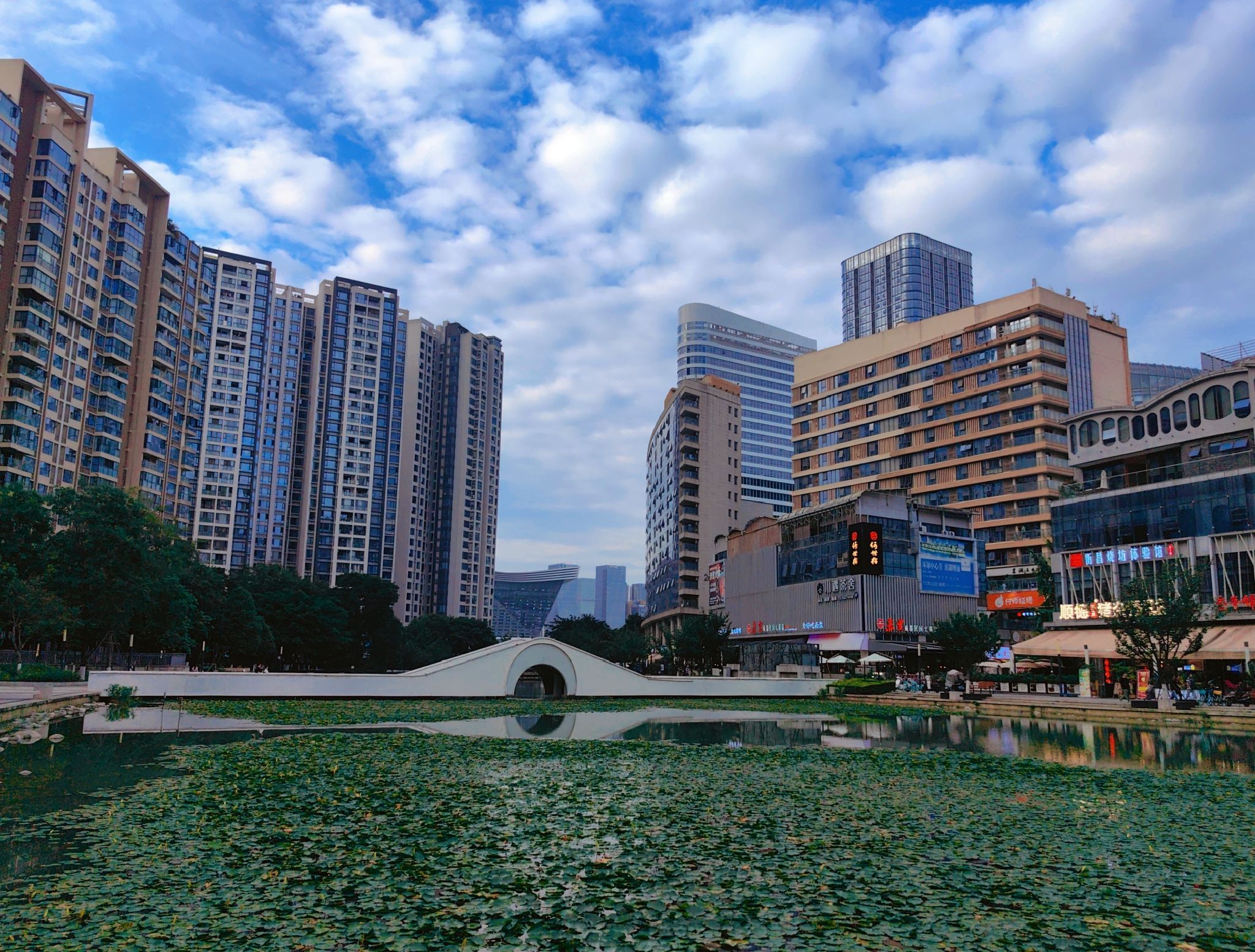 月牙湖旅行图片 1