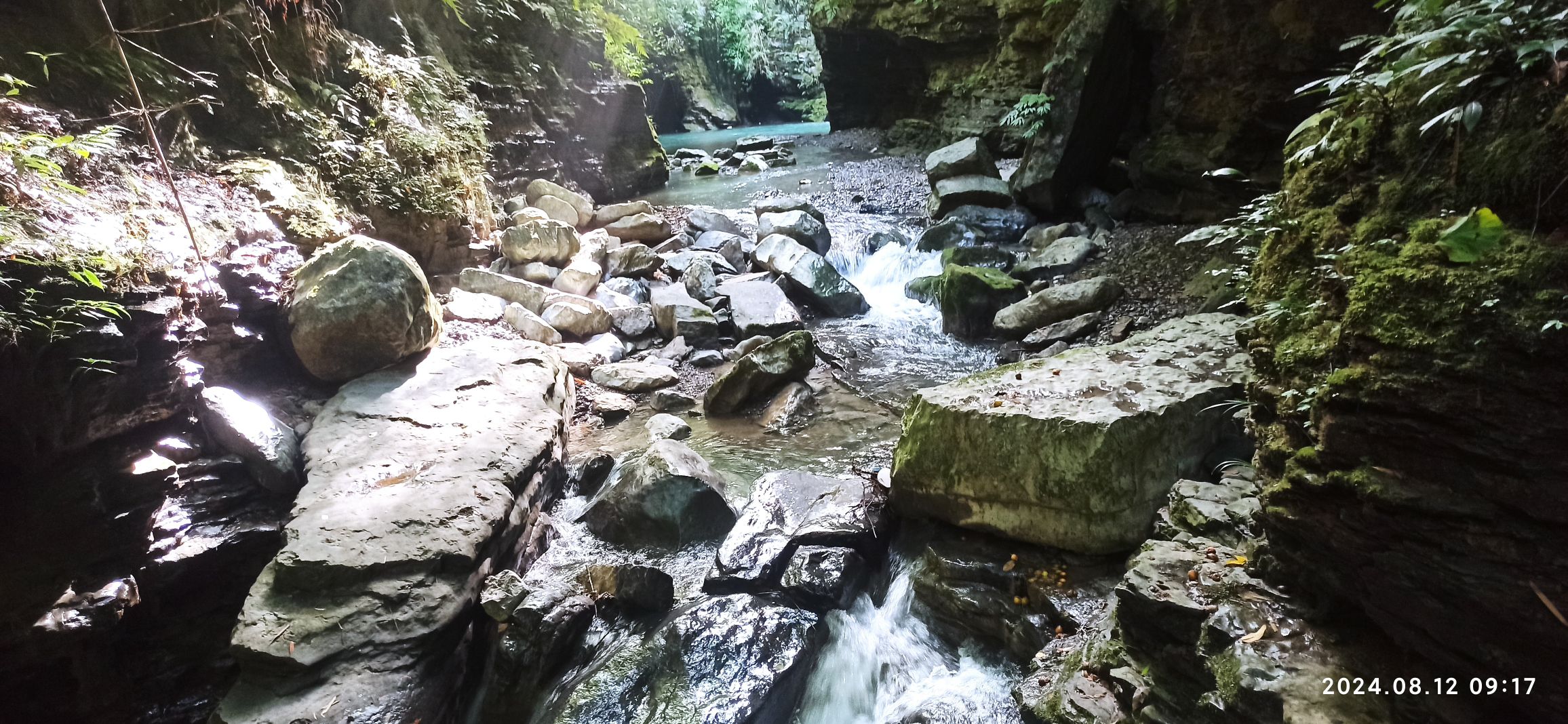 万卷经书风景区旅行图片 3