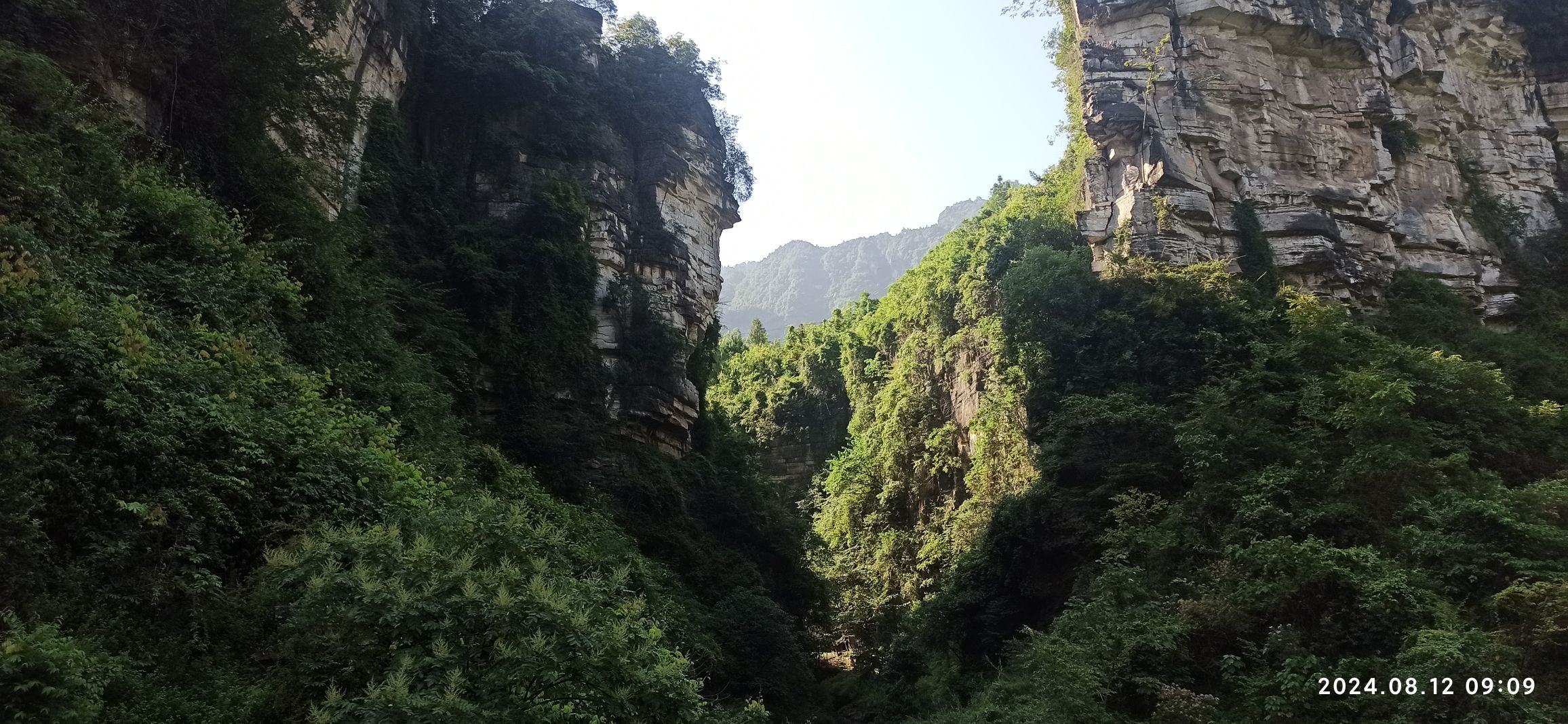 万卷经书风景区旅行图片 1