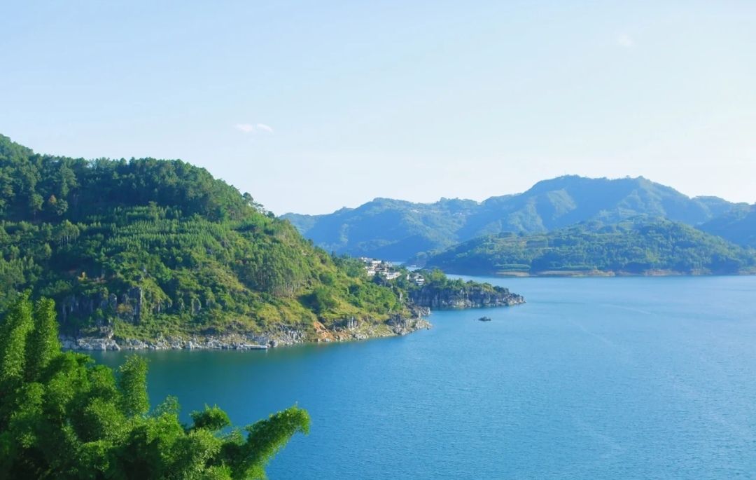 万峰湖景区旅游码头