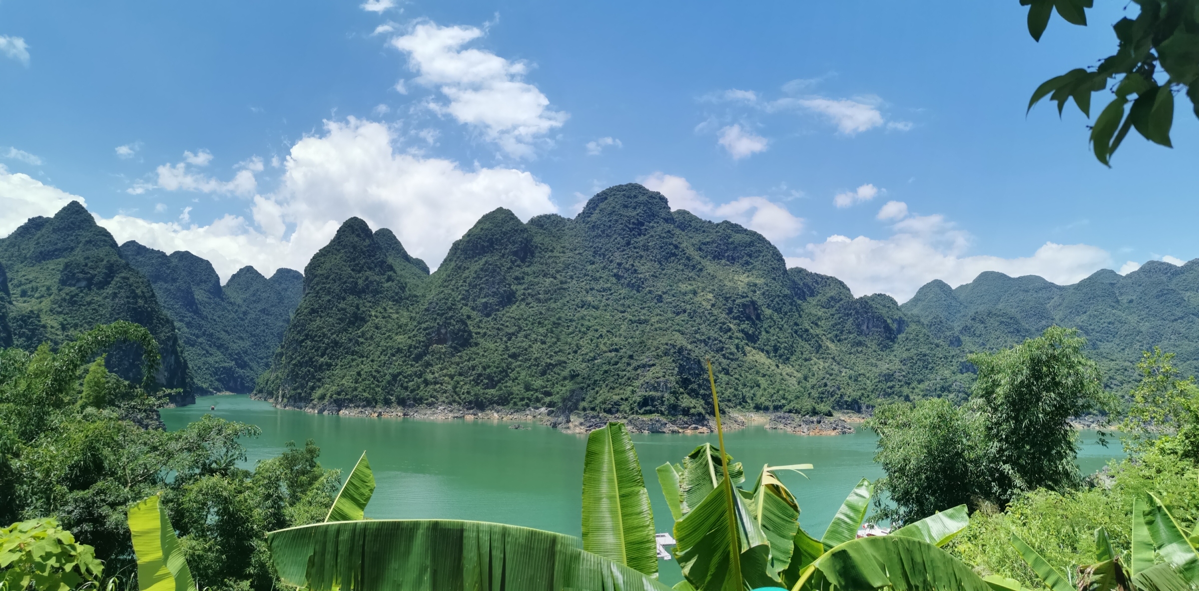 万峰湖景区旅游码头