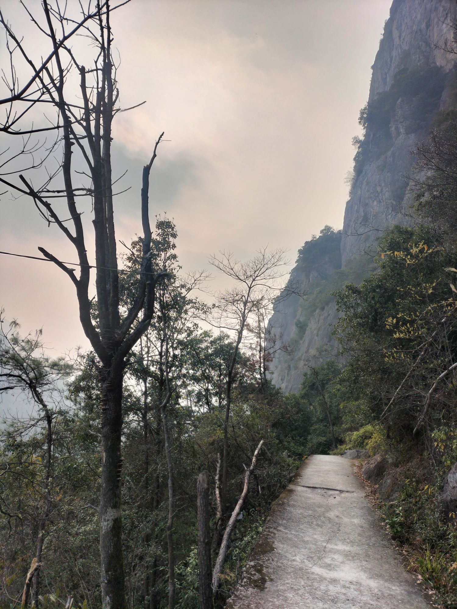 永嘉县陡门乡五雷山赤岩洞旅行图片