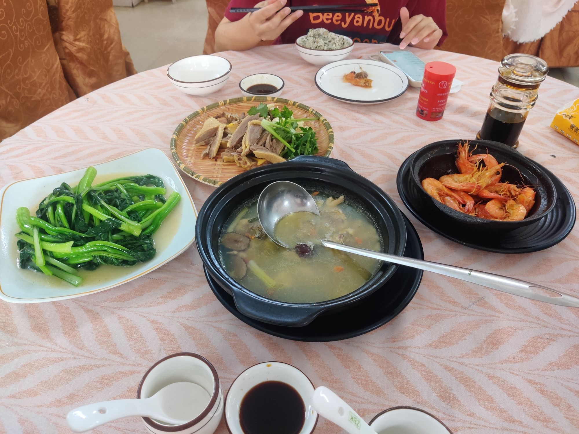 霞海鸭仔饭店(海滨大道北店)