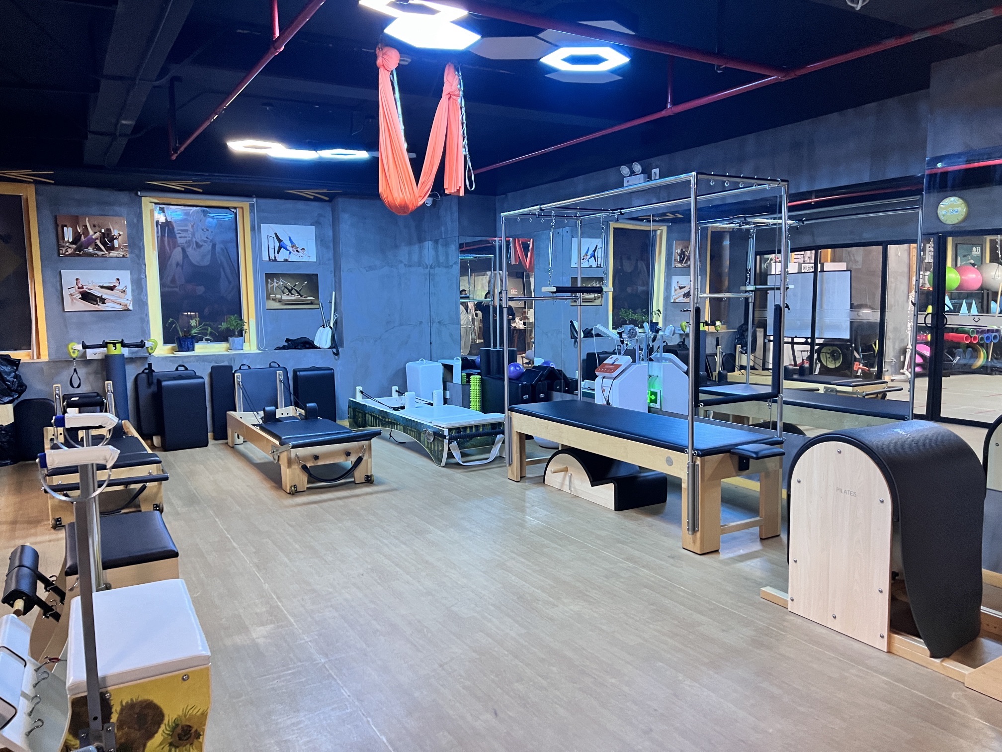 场地封面-CUBE私教·普拉提·拳击·健身(普陀体育中心店)