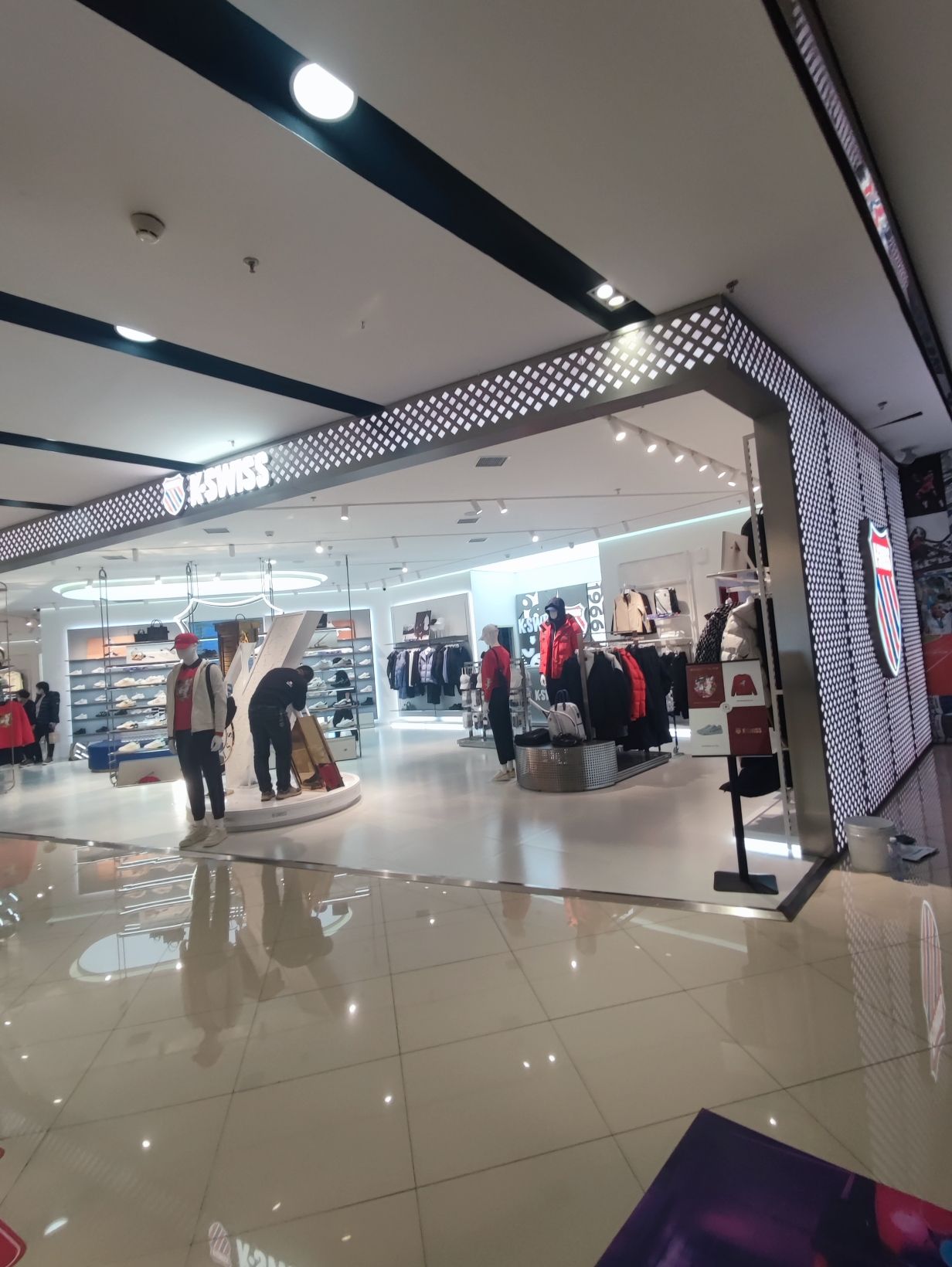 鹏达运动城(万达广场营口店)