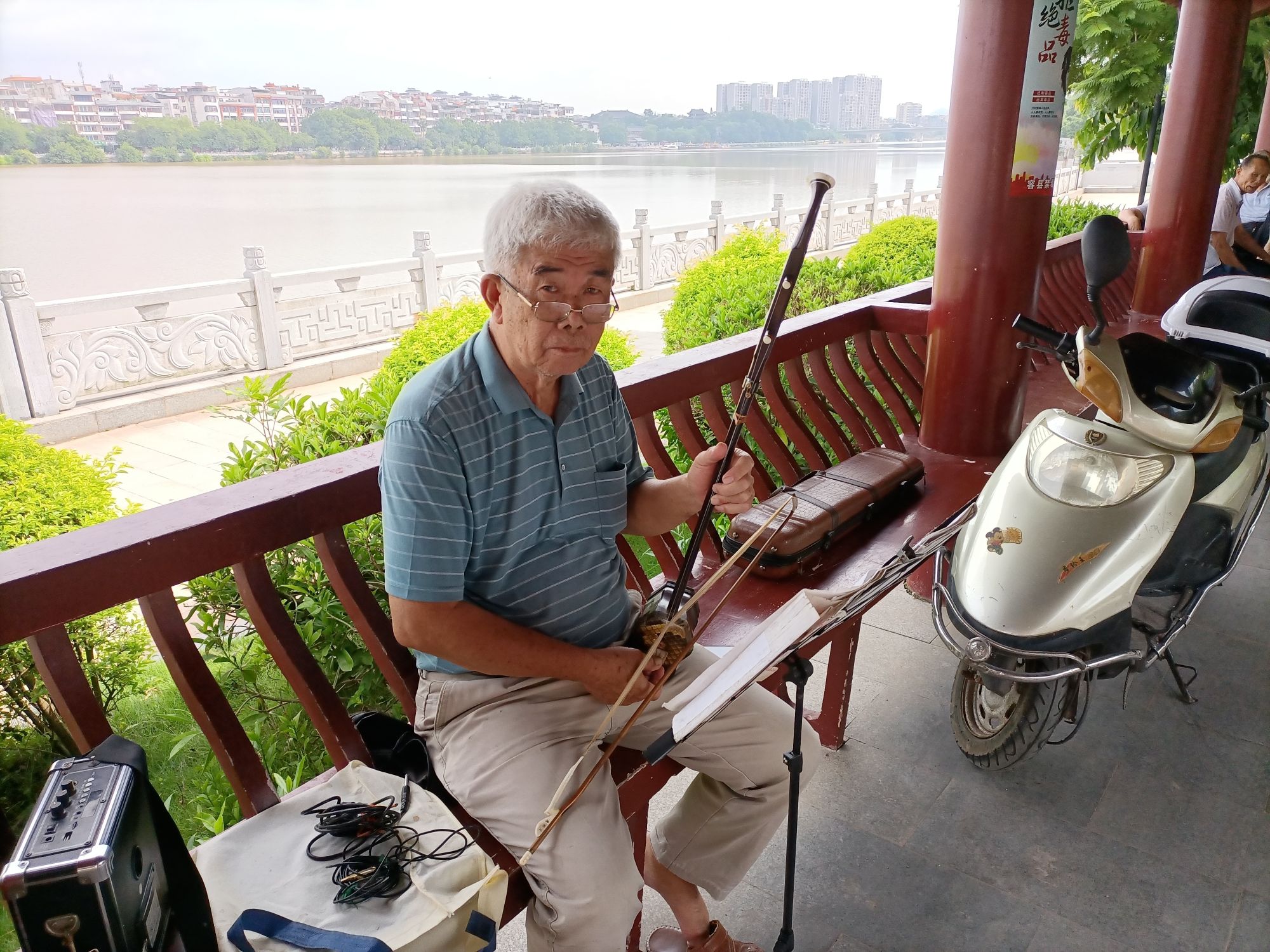 容县晨钟暮鼓景区旅行图片 3