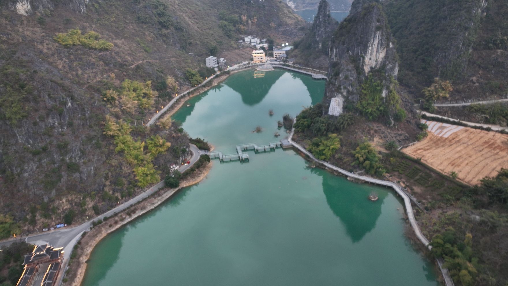 浩坤湖景区旅行图片 3