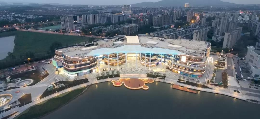 金鹰湖滨天地A区