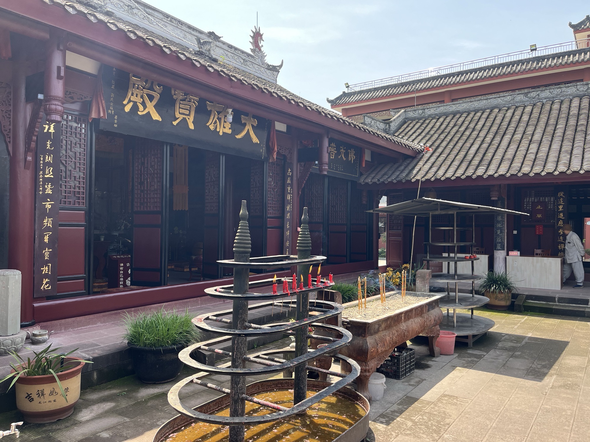 龙桥观音寺实景照片