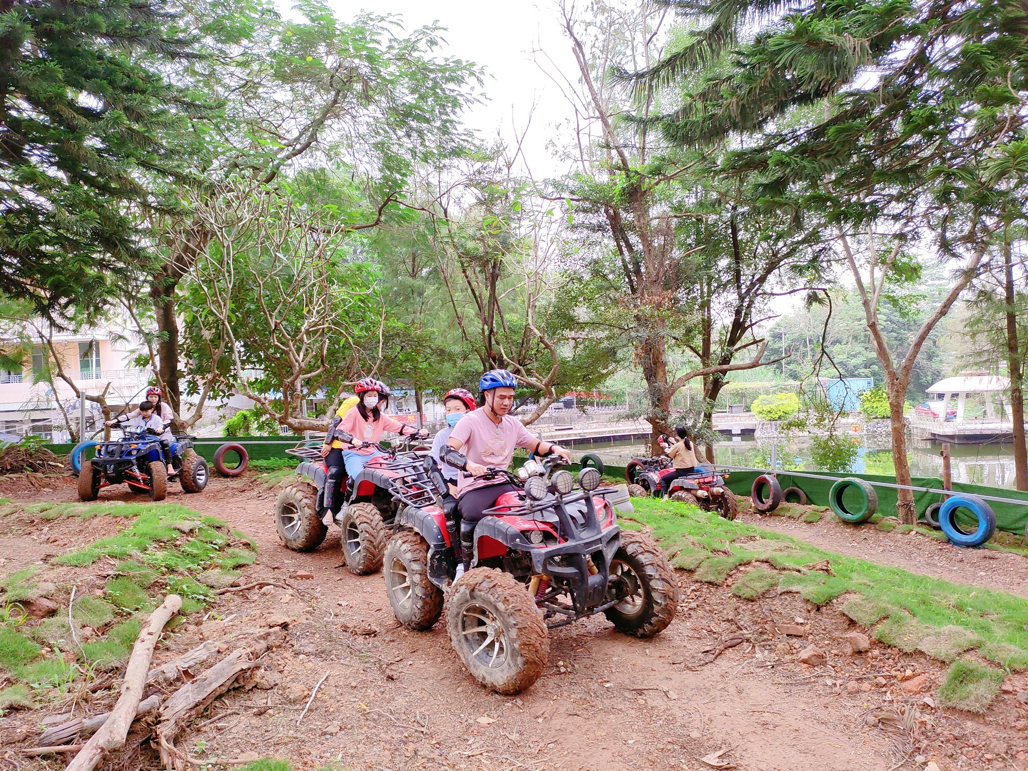 场地封面-日月潭团建越野沙滩车俱乐部
