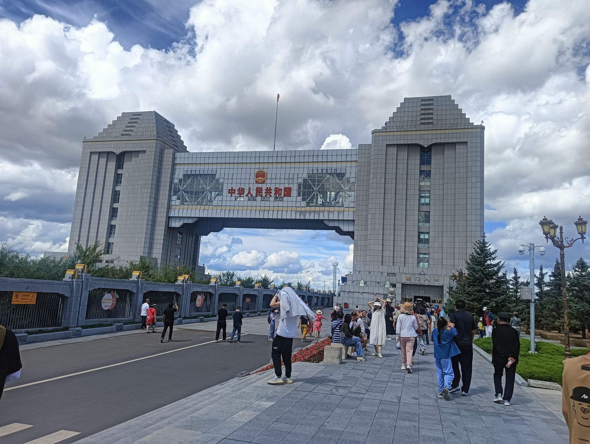中国国门旅行图片 3