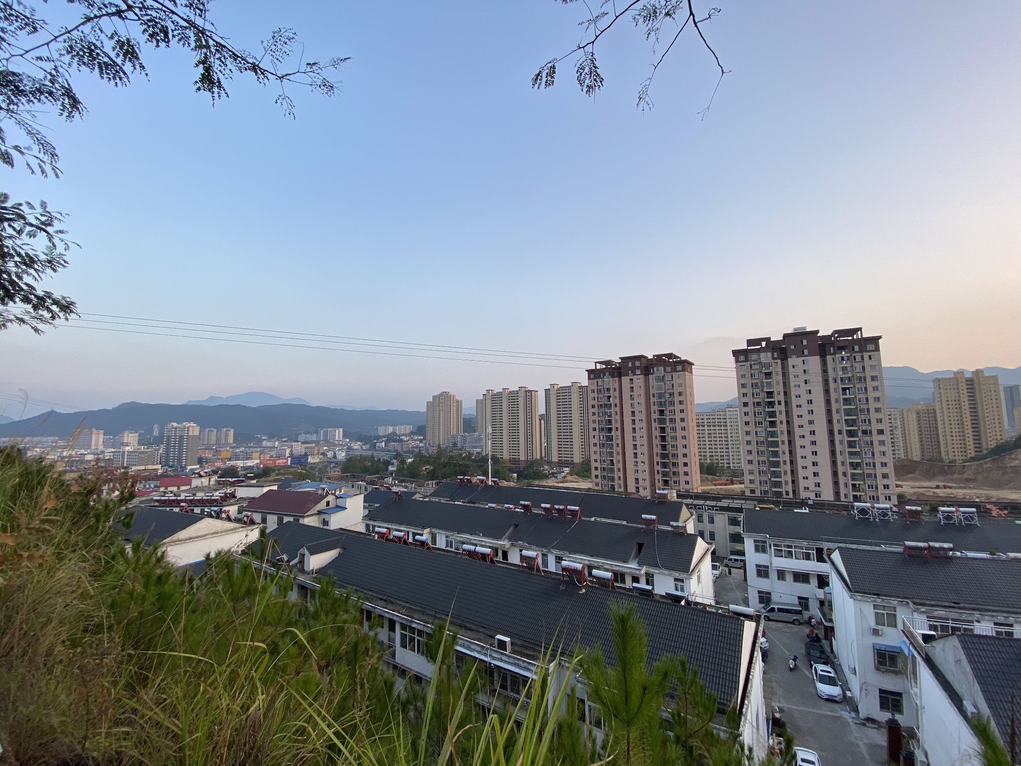 岳西县梵净寺实景照片
