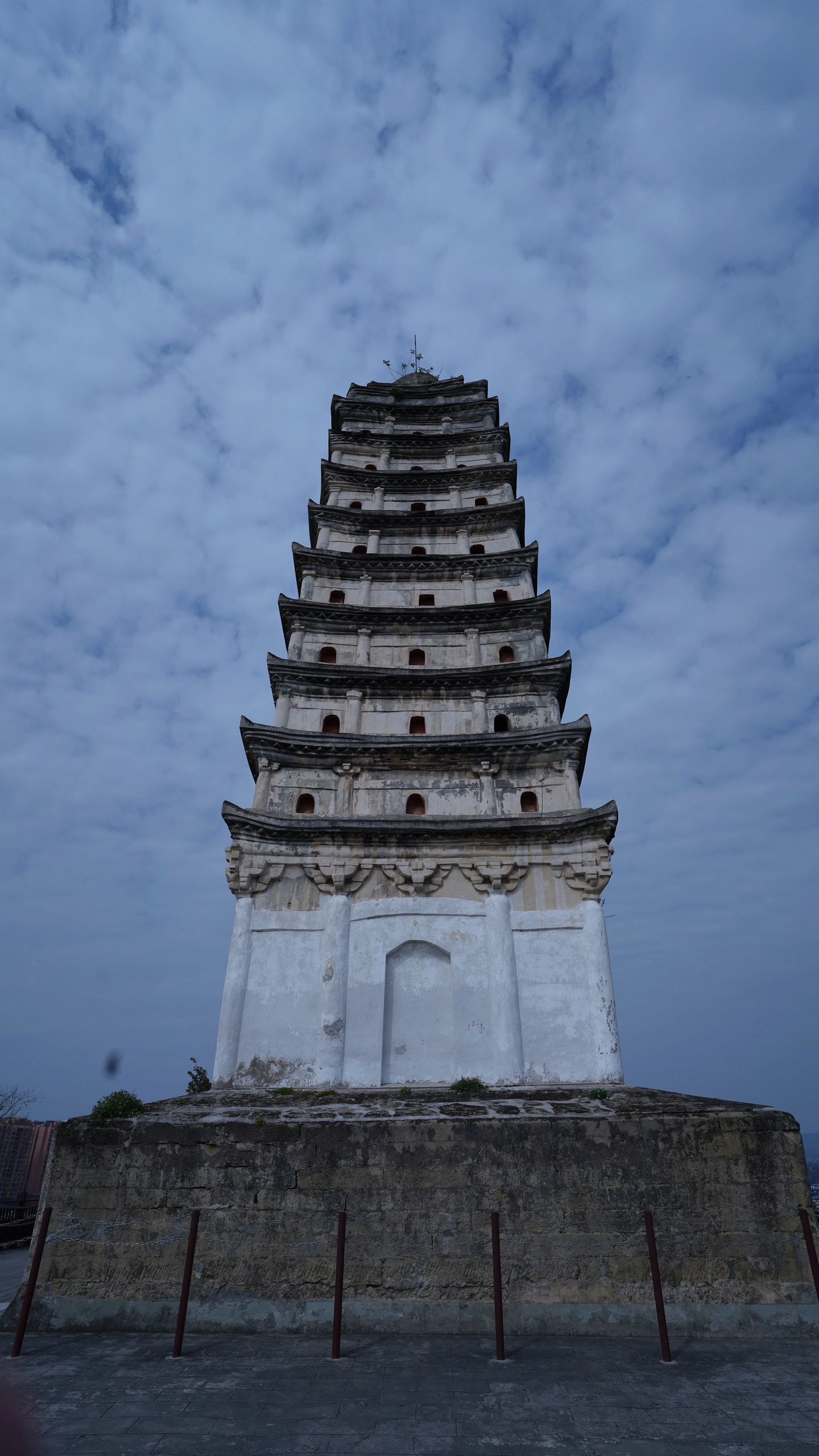 荣县镇南塔旅行图片 2