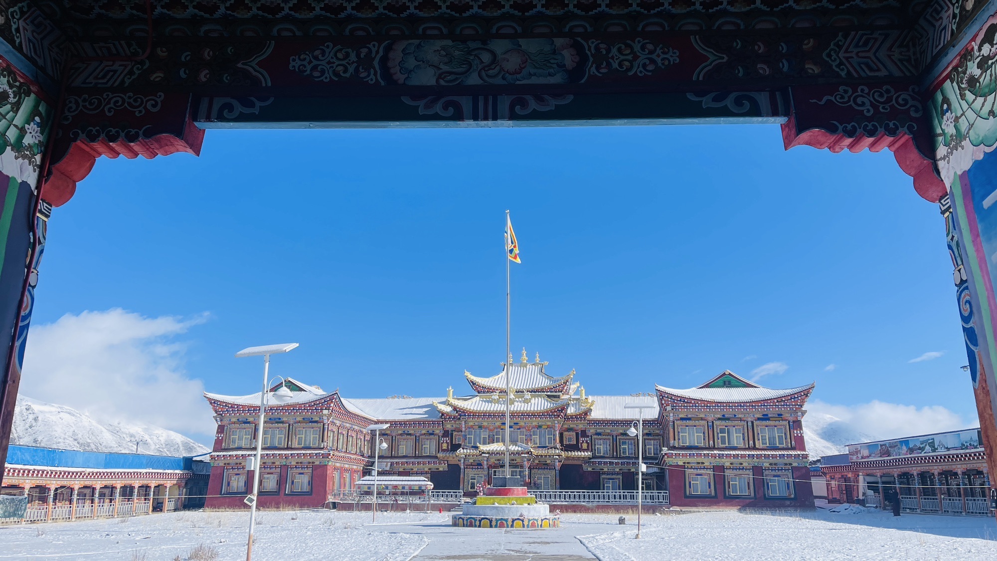格萨尔王闭关中心旅行图片 1