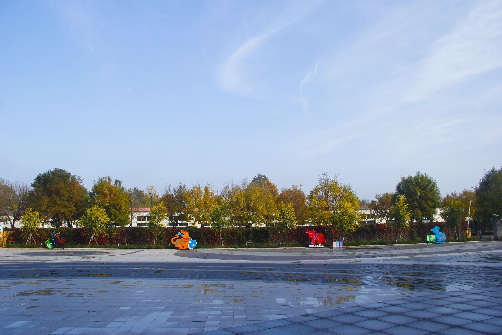 周窝音乐小镇休闲广场旅行图片 3
