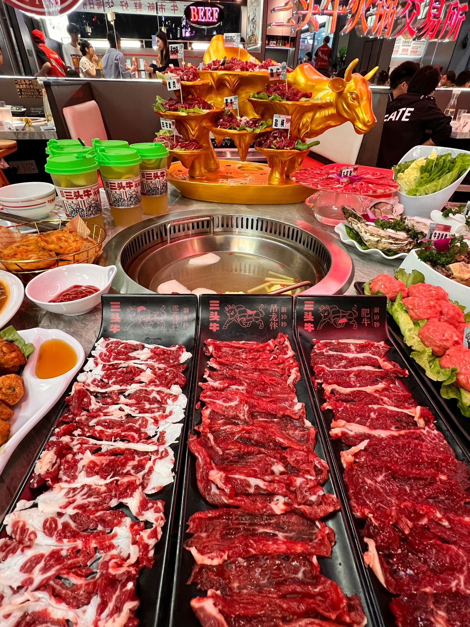 三头牛·火锅交易所(夏湾总店)