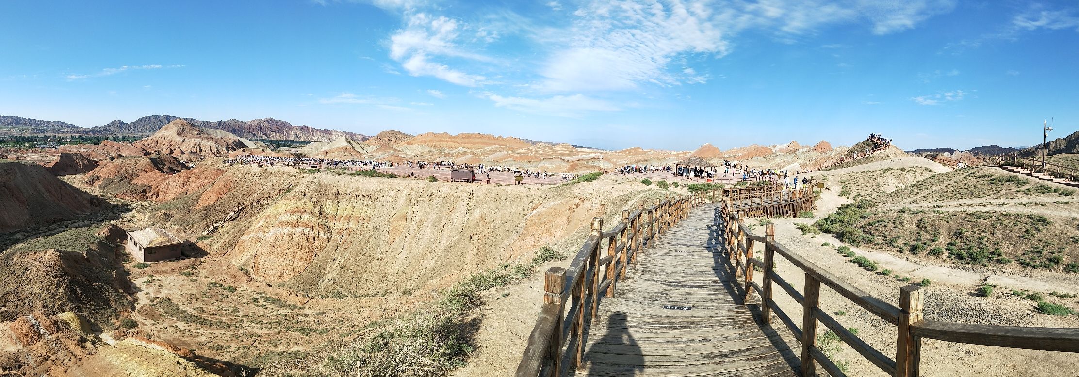 张掖七彩丹霞旅游景区北门游客中心
