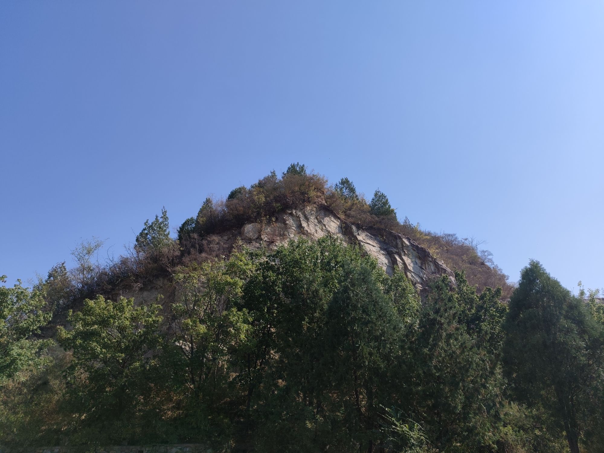 呼奴山旅行图片 1