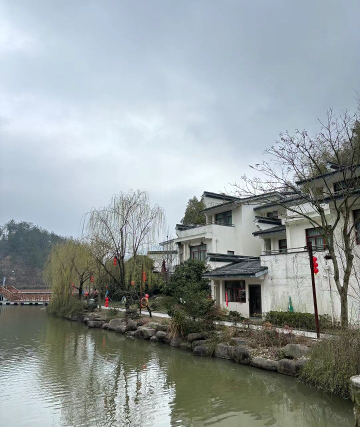 何斯路景区旅行图片 1