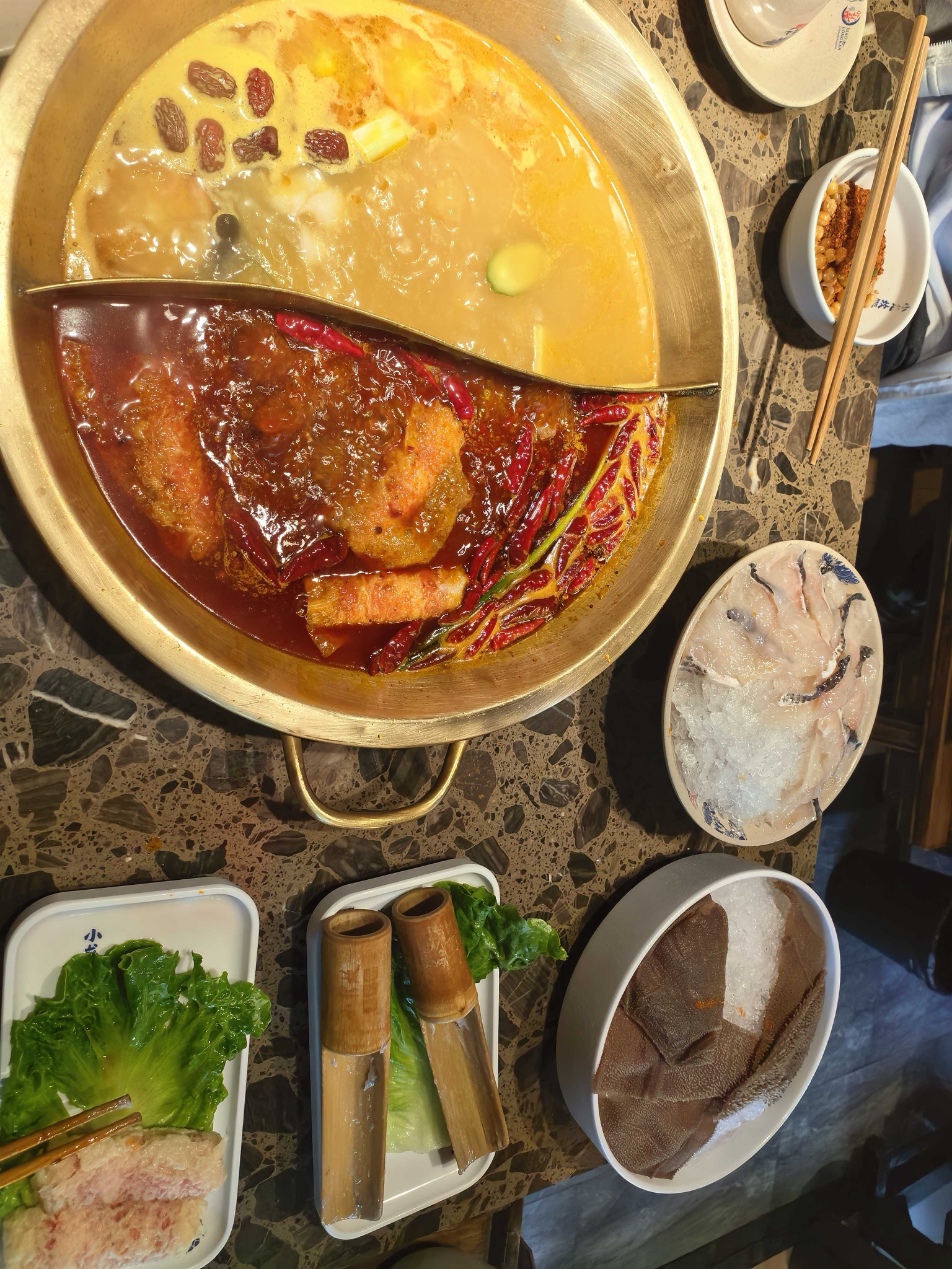 小龙坎老火锅(巢湖百大购物中心店)