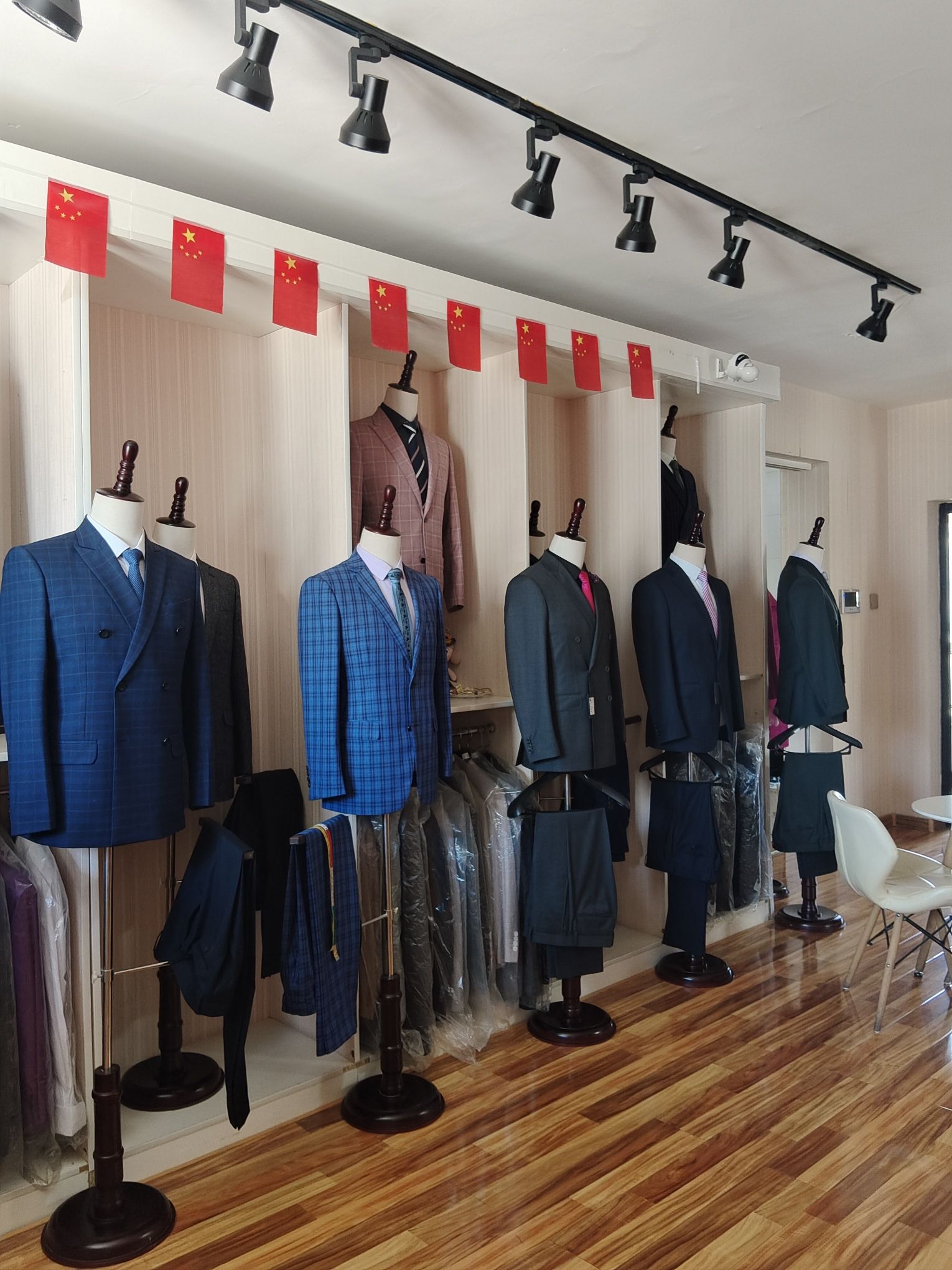 璋诺全衣定制(西宁店)