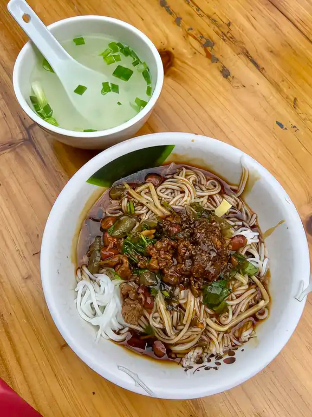 万宁特色快餐美食园(金城苑店)