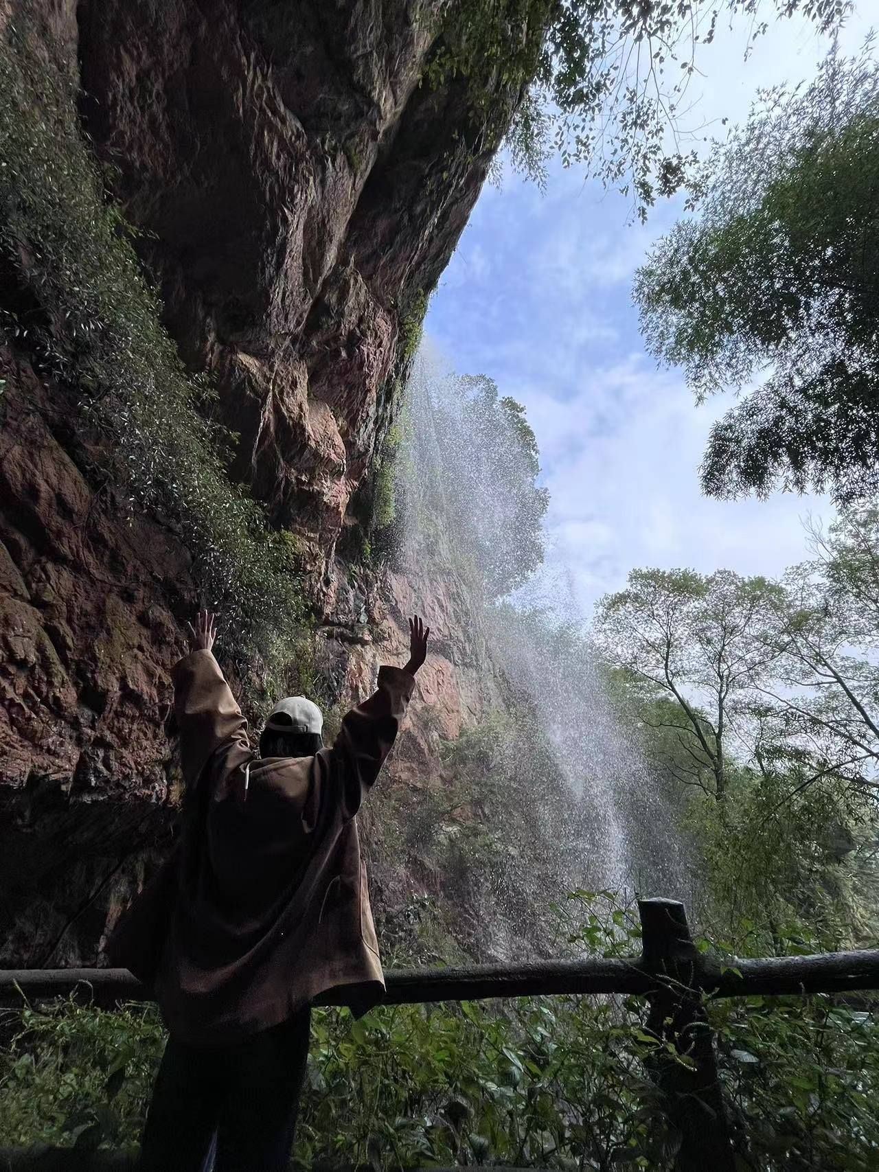 滴水岩风景区旅行图片 2