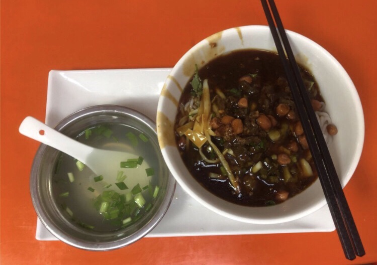 三公抱罗粉(海口橡胶五厂物业小区店)