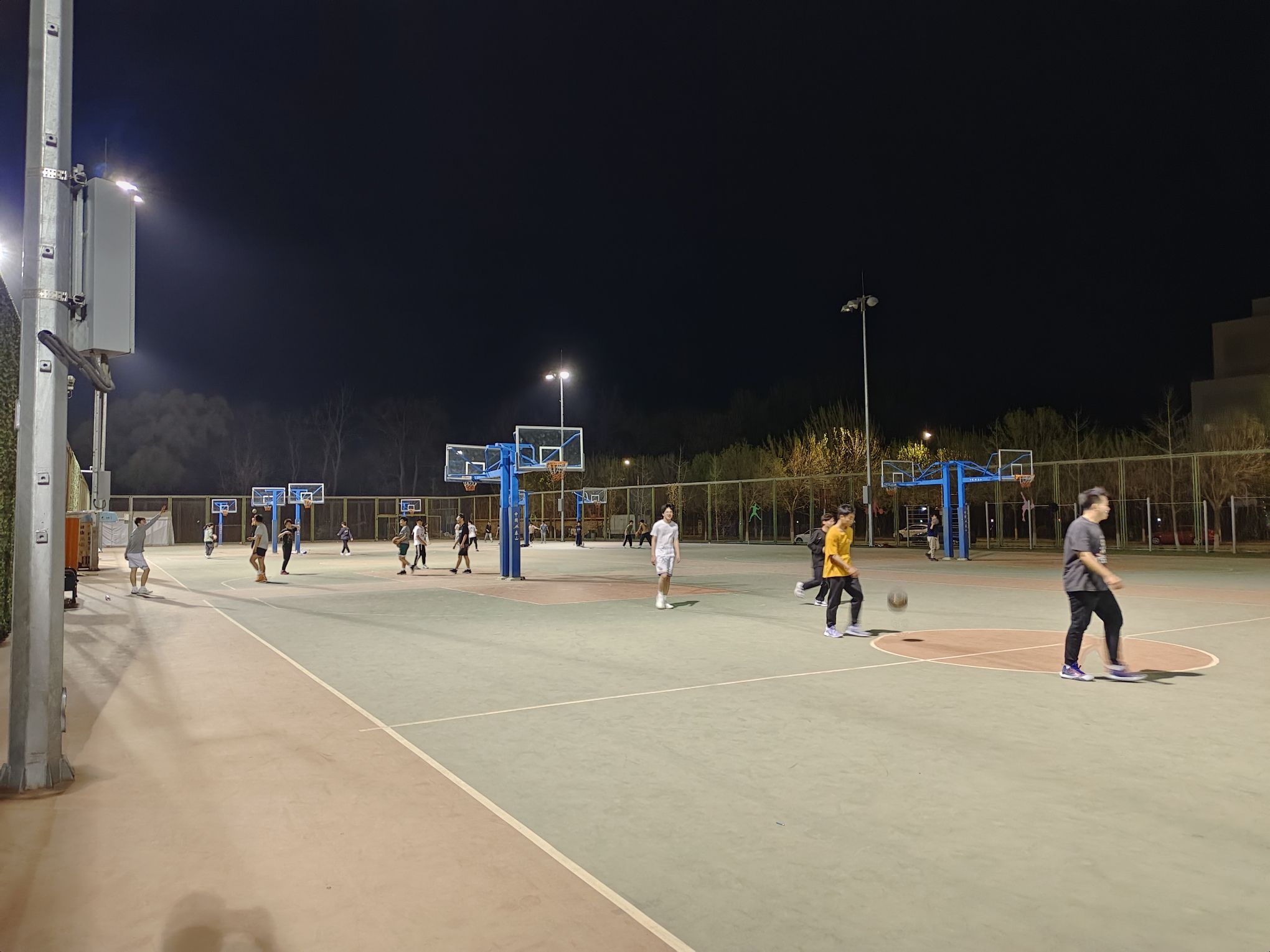 场地封面-北京邮电大学沙河校区篮球场