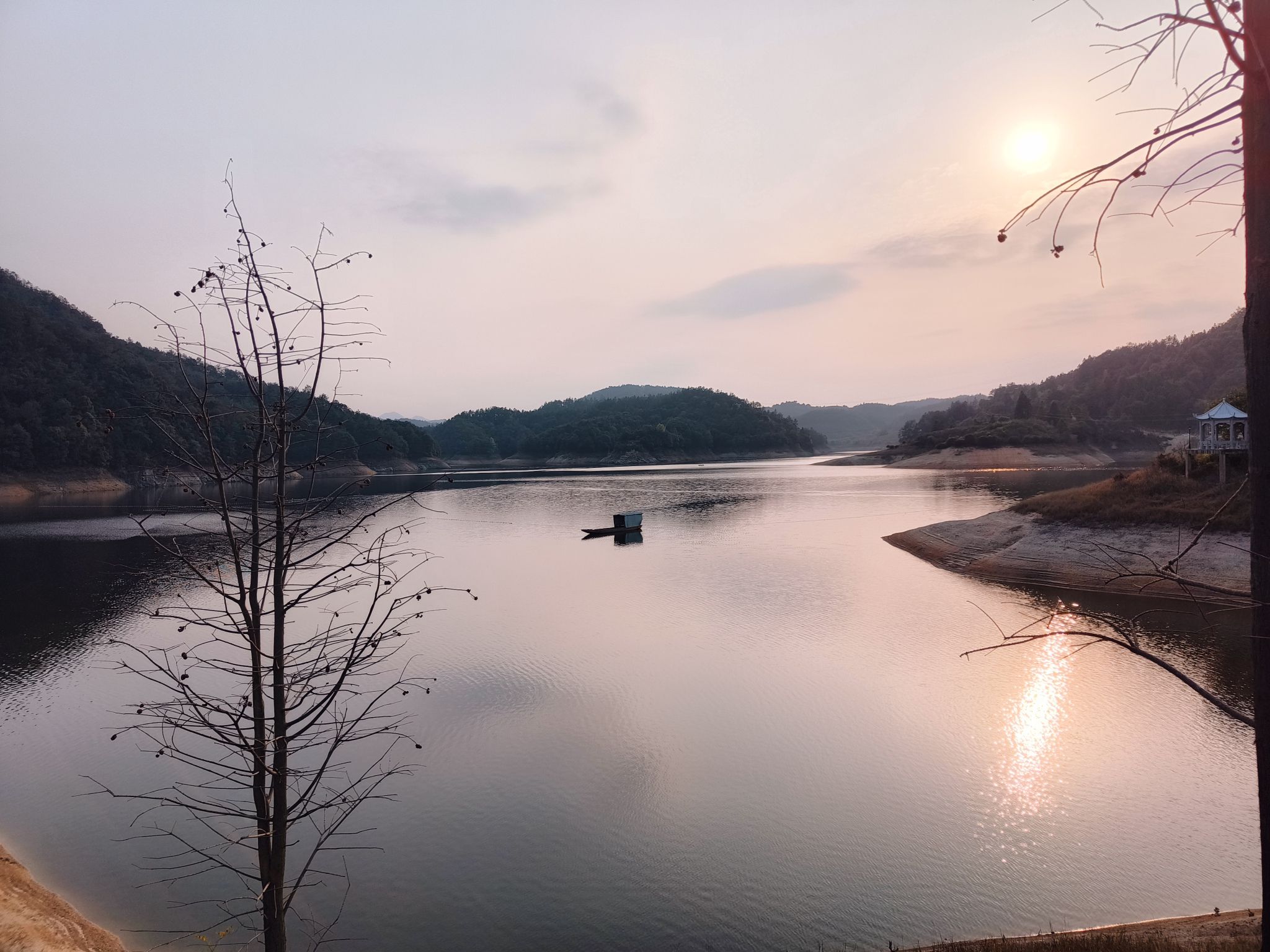 湖心岛旅行图片 1