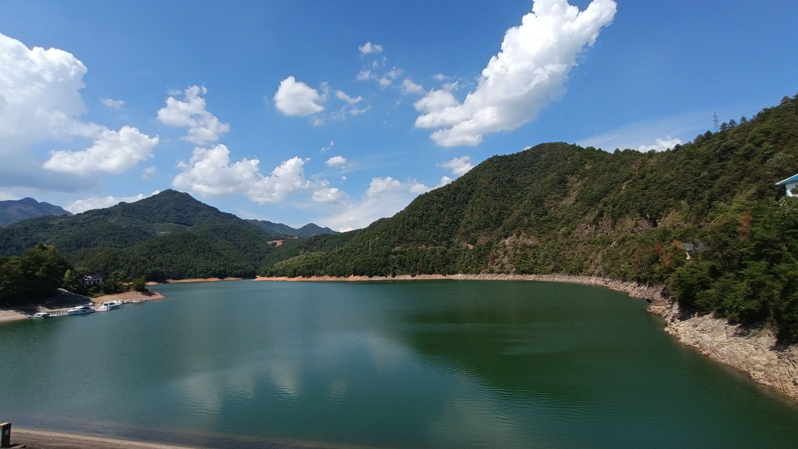 铜山源水库坝底公园