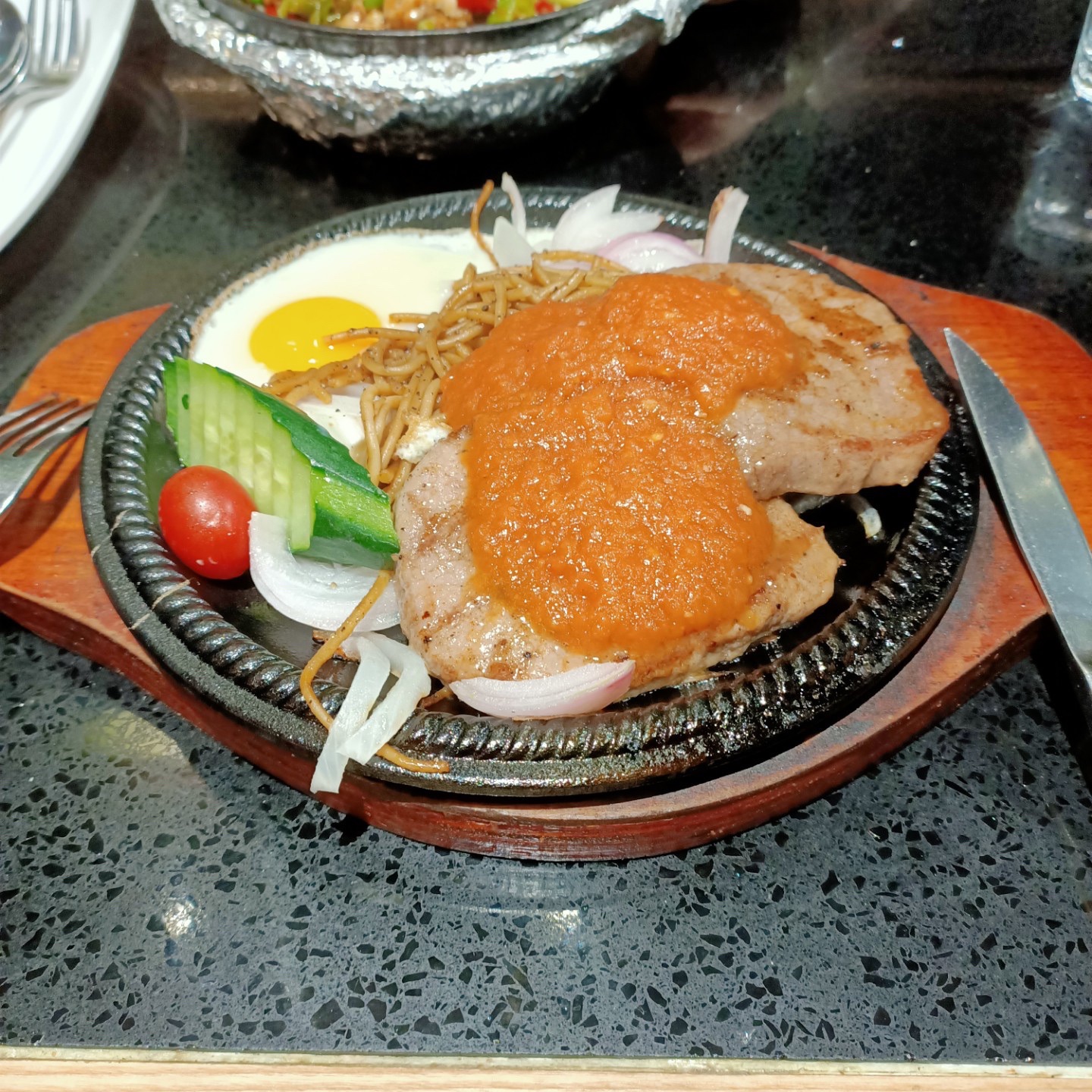 绿茵阁西餐厅(麻城店)
