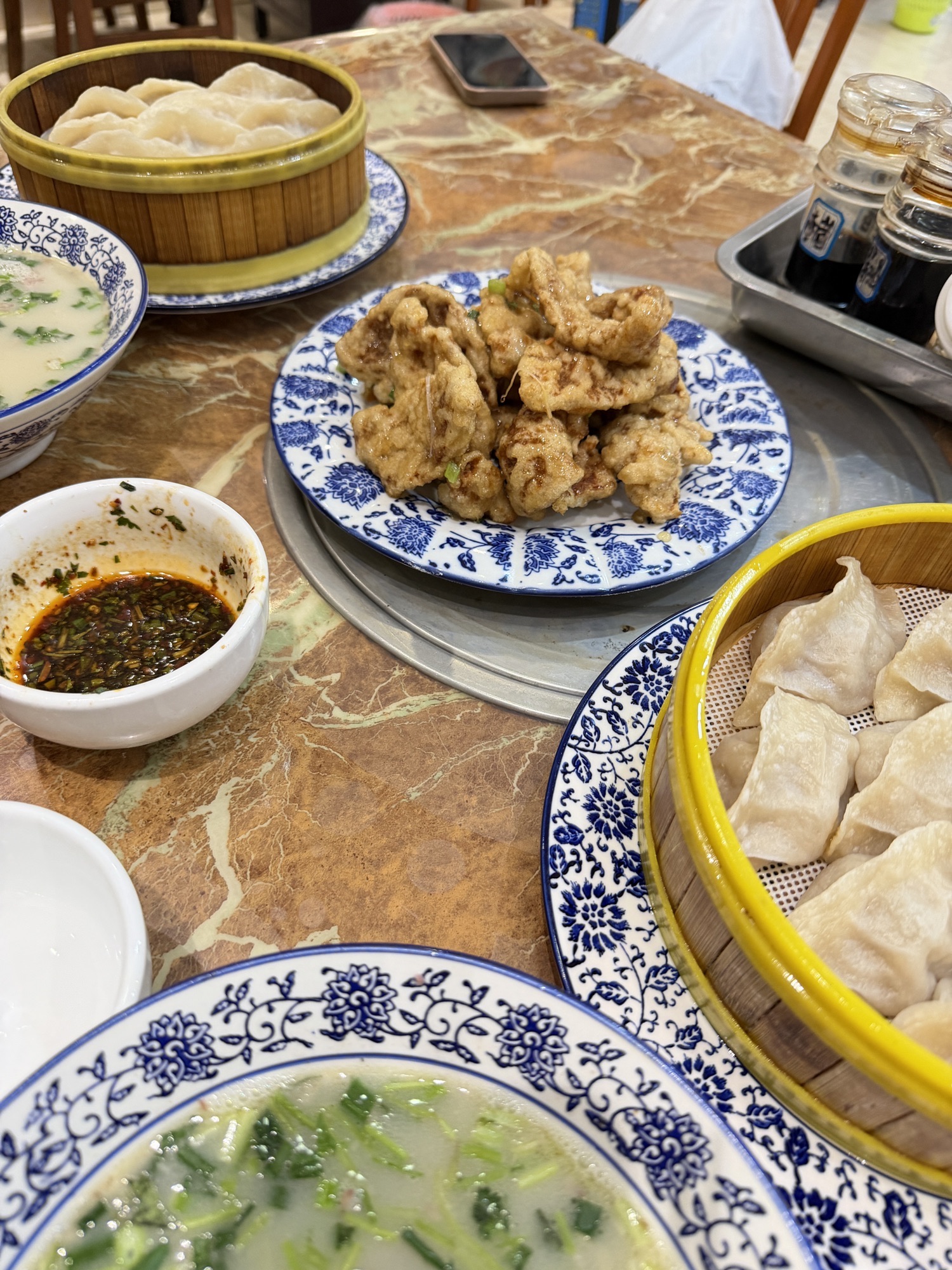 隆利园清真饭店