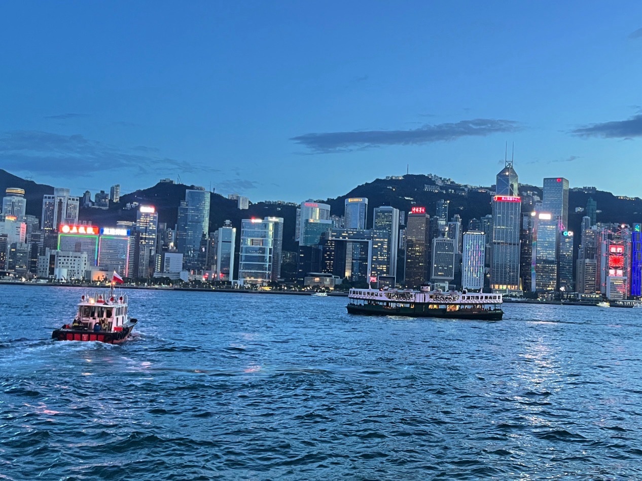 维多利亚港游船