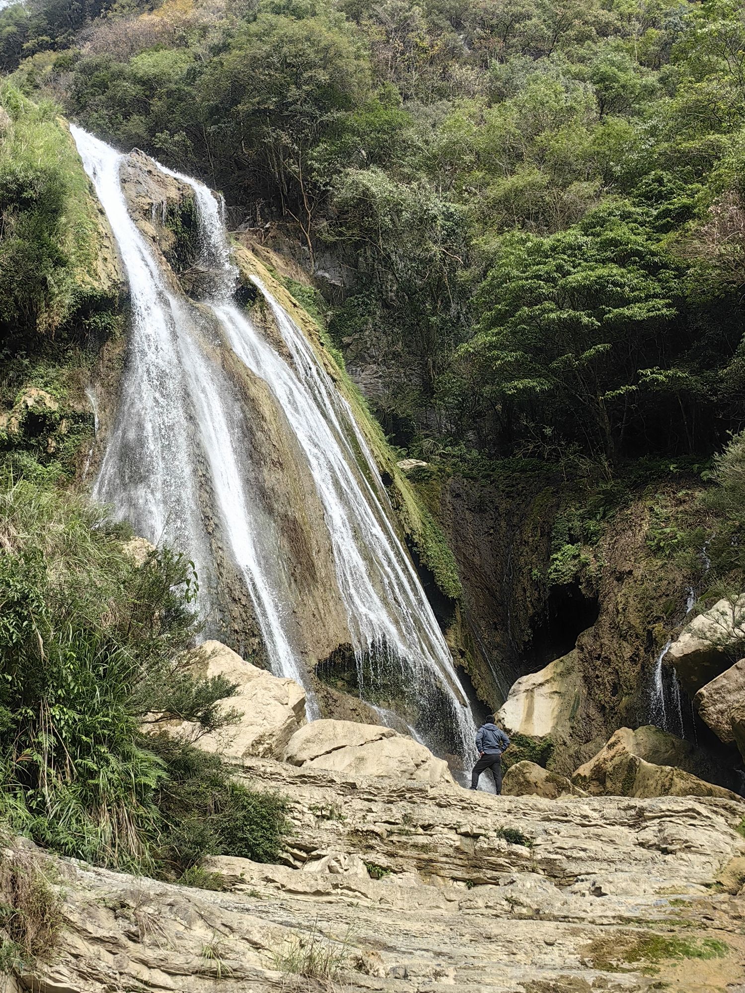 搭水岩瀑布旅行图片 1
