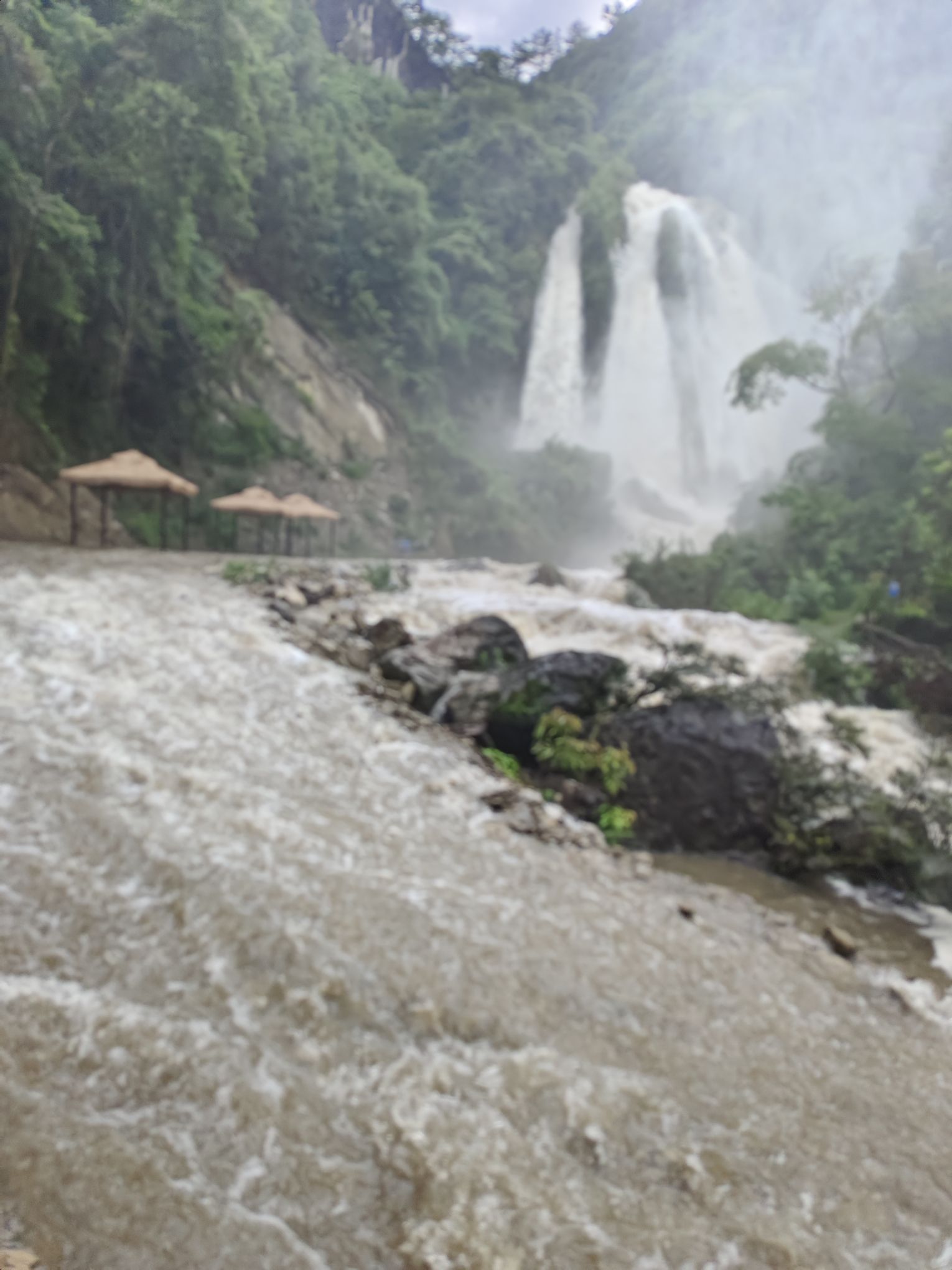 搭水岩瀑布旅行图片 3