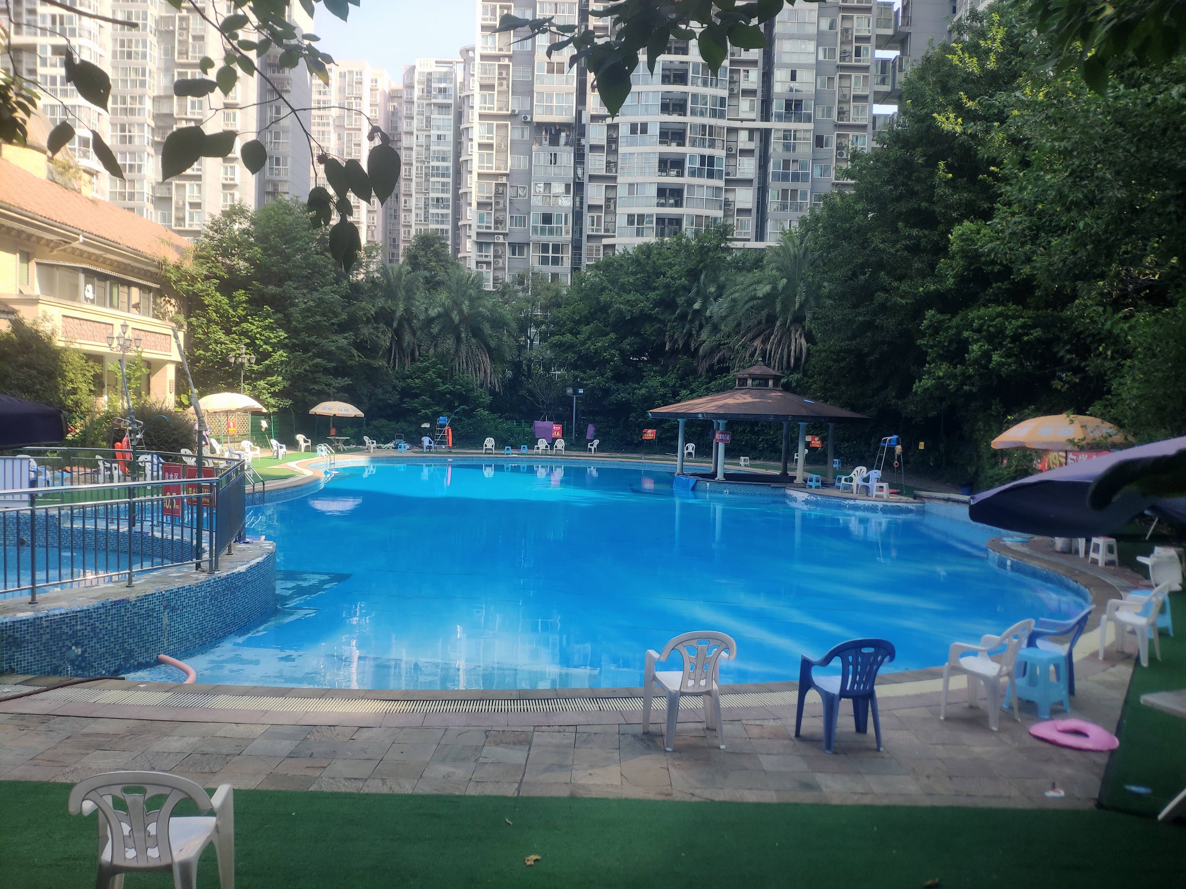 场地封面-圣菲室外游泳池