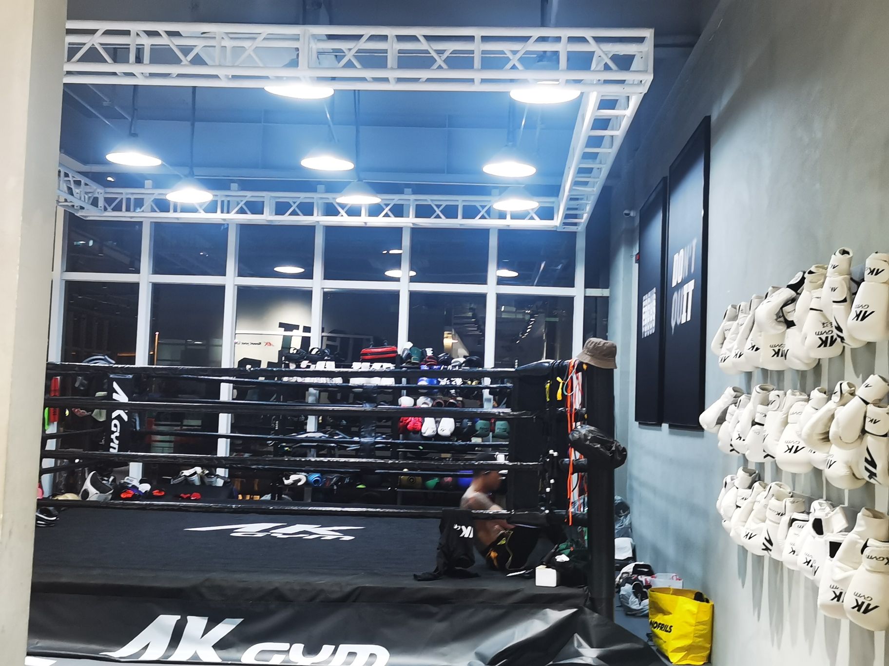 场地封面-AK GYM格斗健身(花园道总店)