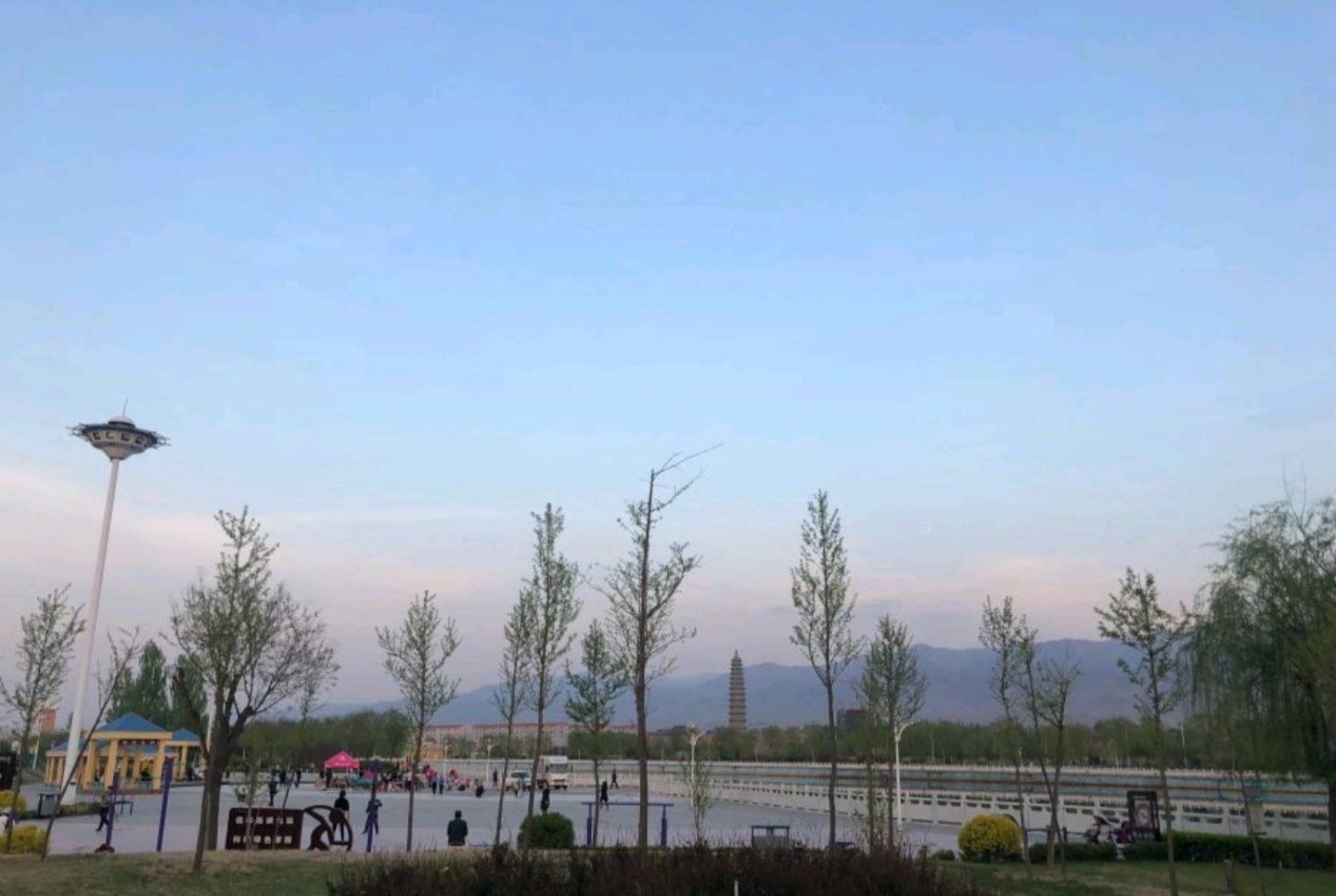 滨河公园旅行图片 2