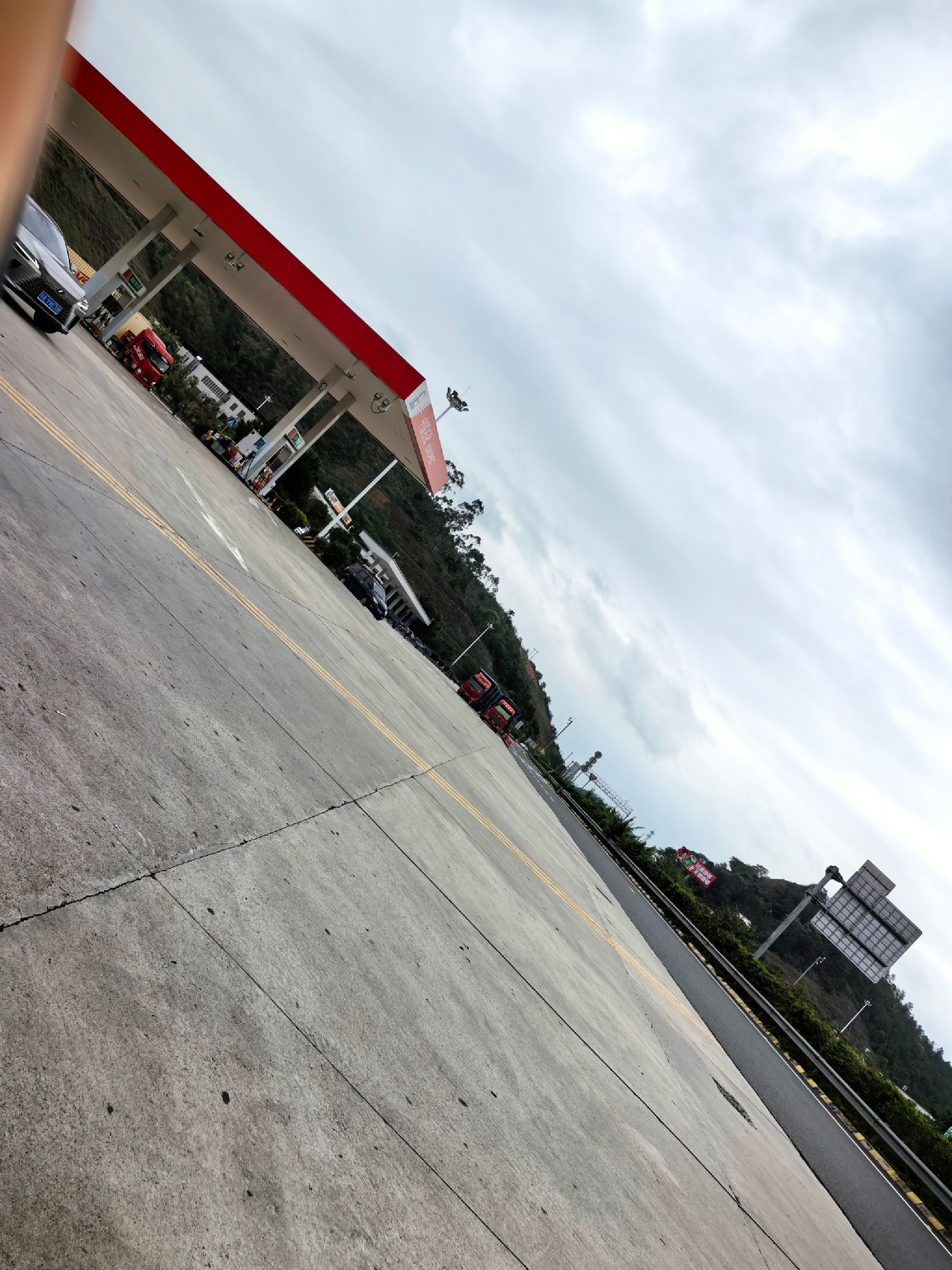 中国石化瓦溪北加油站 - 瓦溪镇便民圈栖邻生活圈汽车服务服务点实景照片