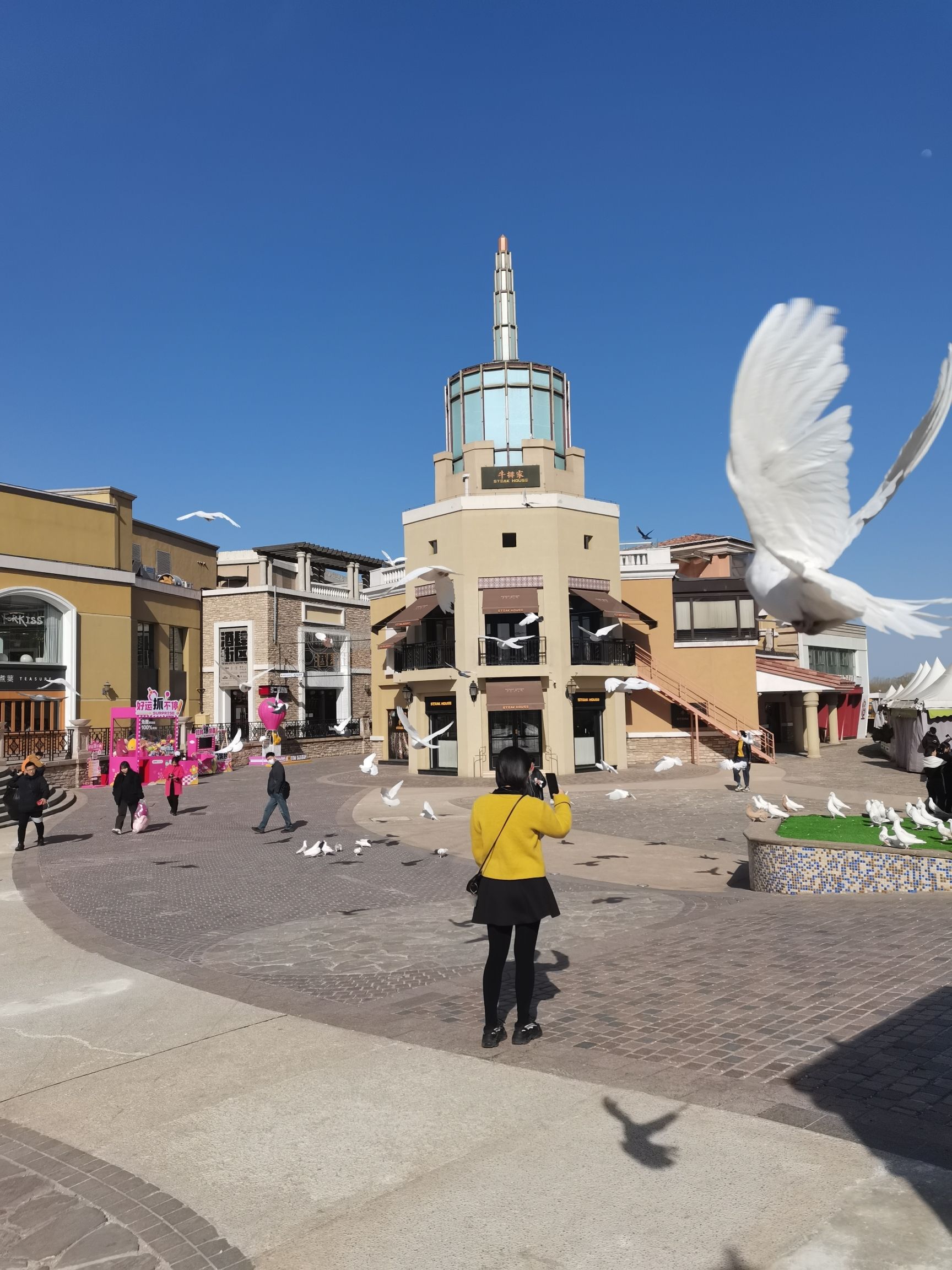 爱神广场旅行图片 3
