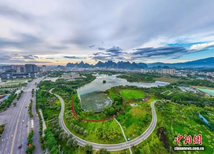 爱莲湖公园旅行图片 1